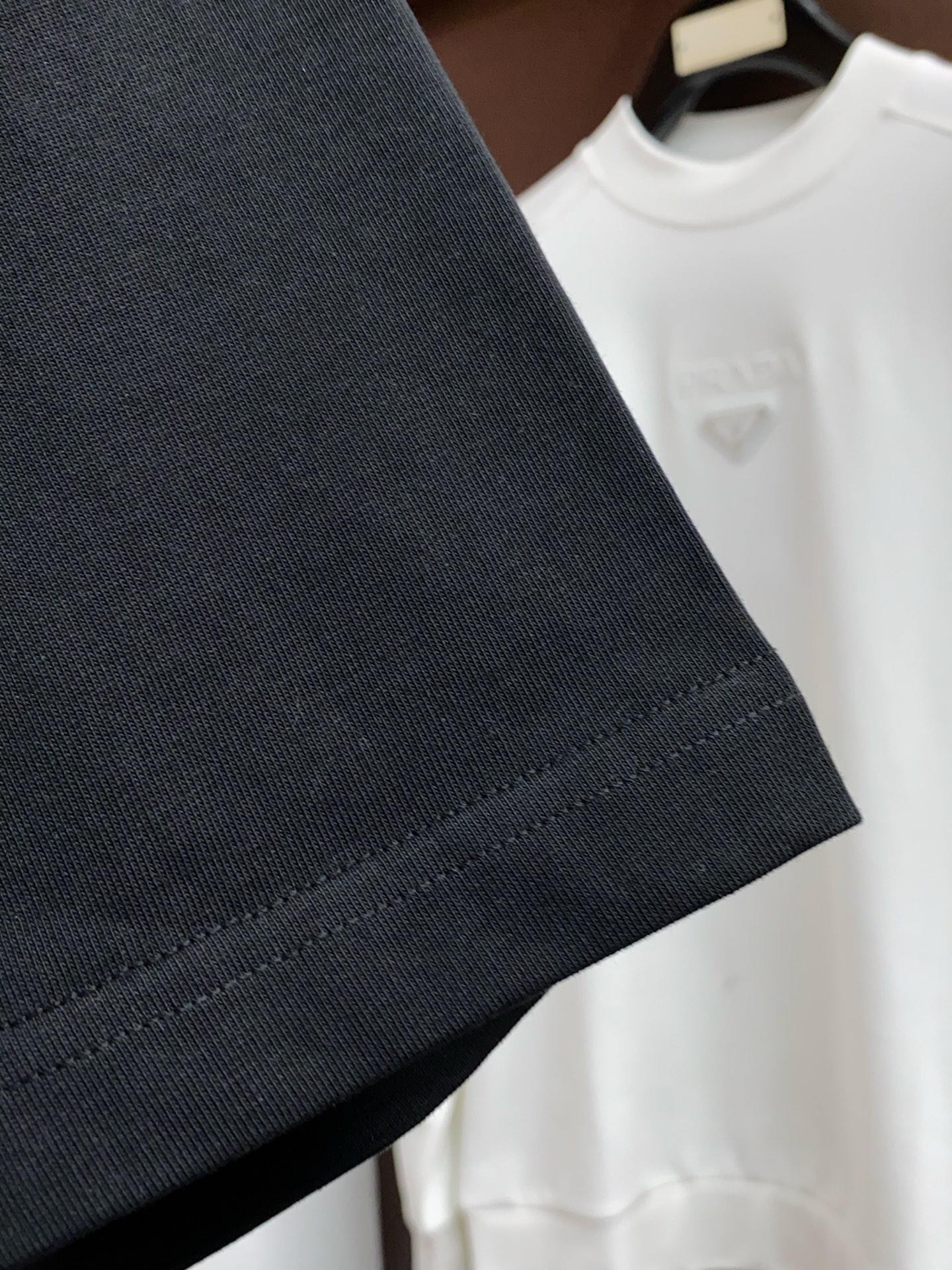 。🩵 克罗心 26SS春夏新款 纯棉质圆领短袖 男士基础款纯白专柜短袖T恤衫！贸易公司渠道稀出，同步官网