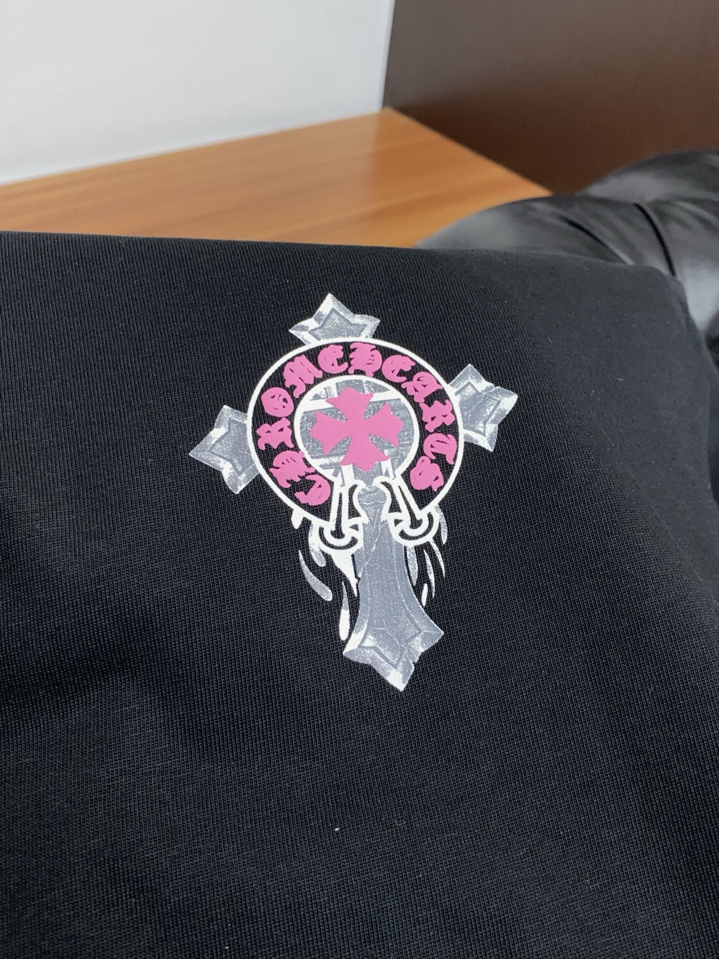 。🩵克罗心 26SS春夏新款 纯棉质圆领短袖 男士基础款纯白专柜短袖T恤衫！贸易公司渠道稀出，同步官网发