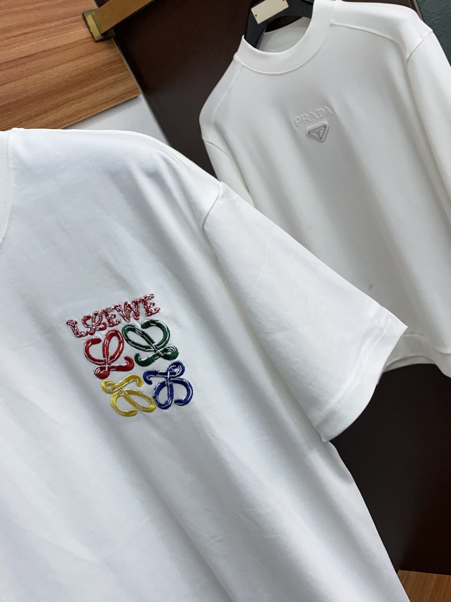 。🩵路易威登 26SS春夏新款 纯棉质圆领短袖 男士基础款纯白专柜短袖T恤衫！贸易公司渠道稀出，同步官网