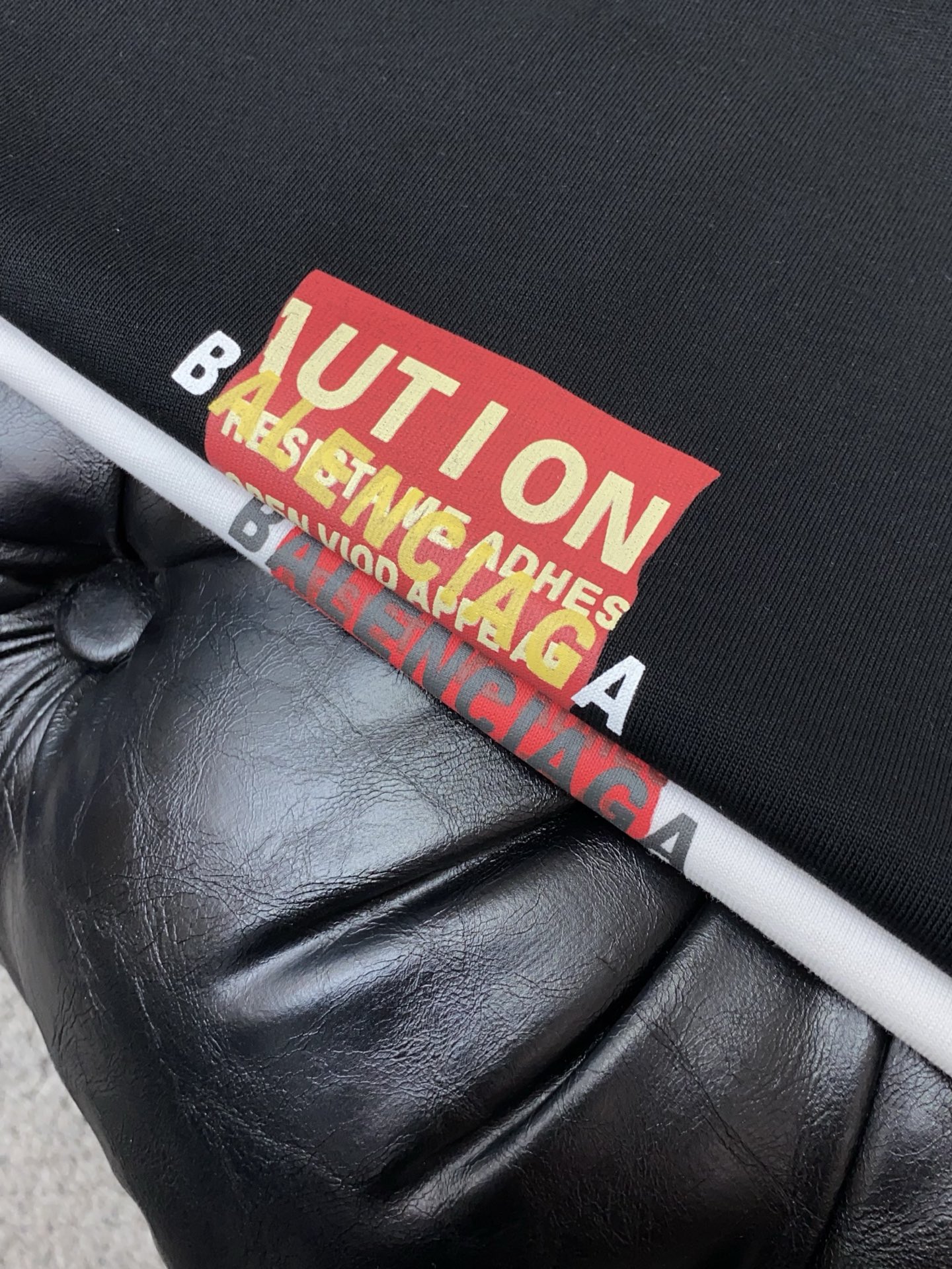 。🩵 巴黎世家 26SS春夏新款 纯棉质圆领短袖 男士基础款纯白专柜短袖T恤衫！贸易公司渠道稀出，同步官