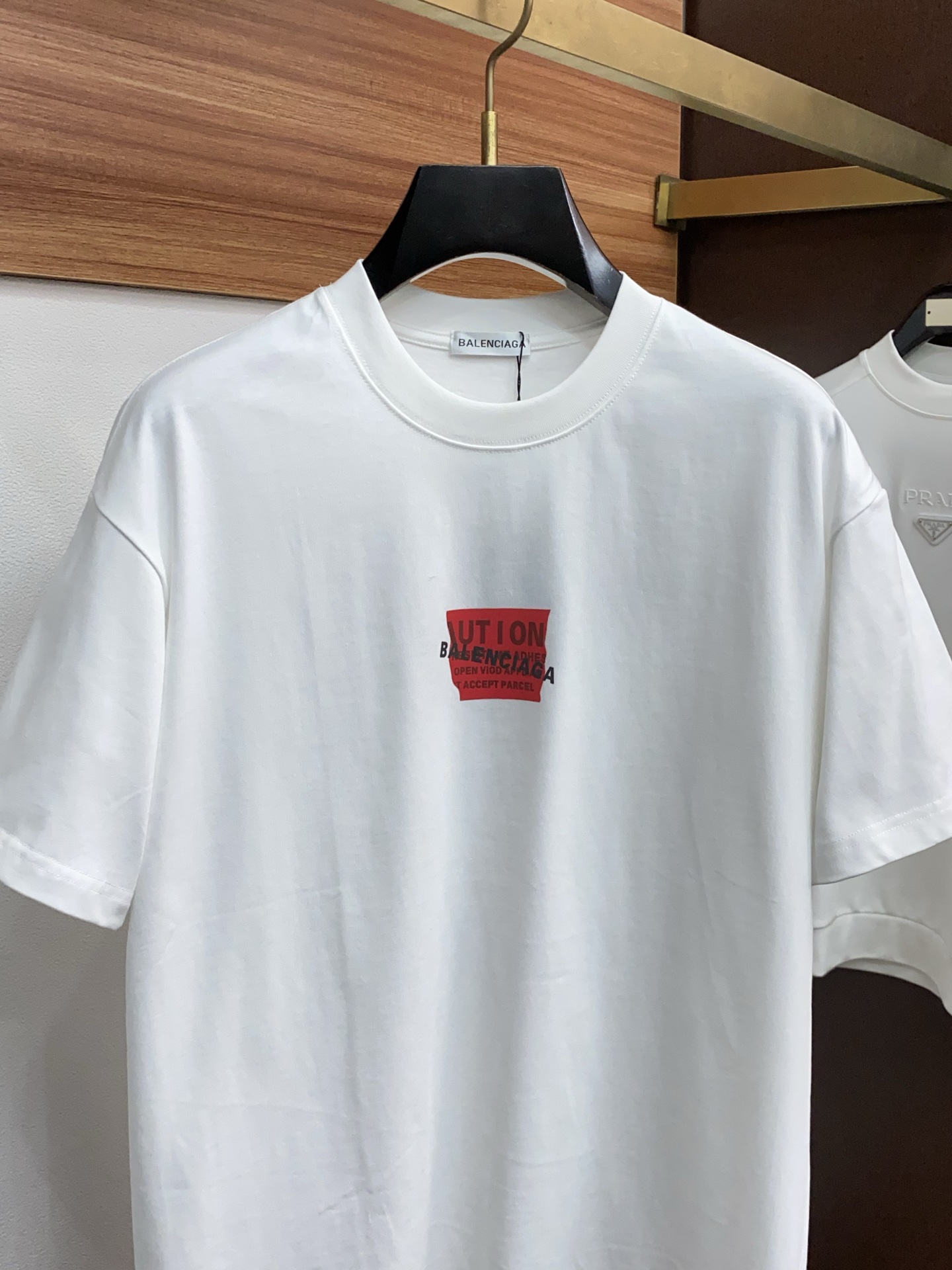 。🩵 巴黎世家 26SS春夏新款 纯棉质圆领短袖 男士基础款纯白专柜短袖T恤衫！贸易公司渠道稀出，同步官