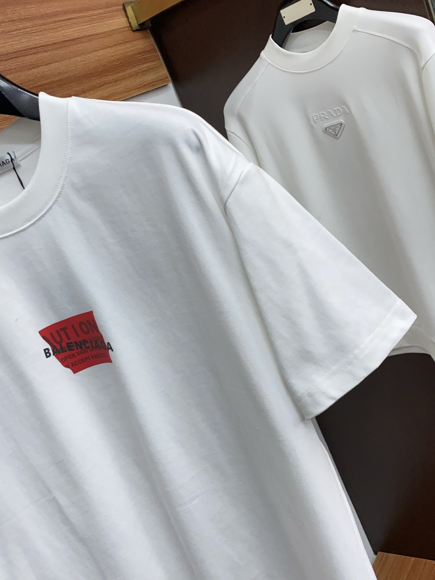 。🩵 巴黎世家 26SS春夏新款 纯棉质圆领短袖 男士基础款纯白专柜短袖T恤衫！贸易公司渠道稀出，同步官