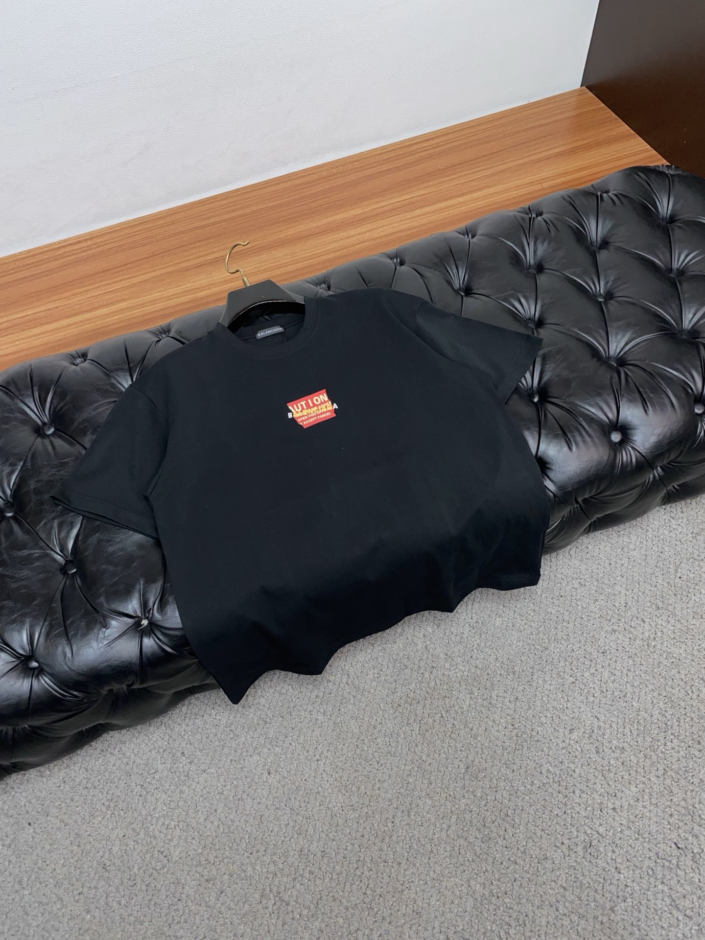 。🩵巴黎世家 26SS春夏新款 纯棉质圆领短袖 男士基础款纯白专柜短袖T恤衫！贸易公司渠道稀出，同步官网