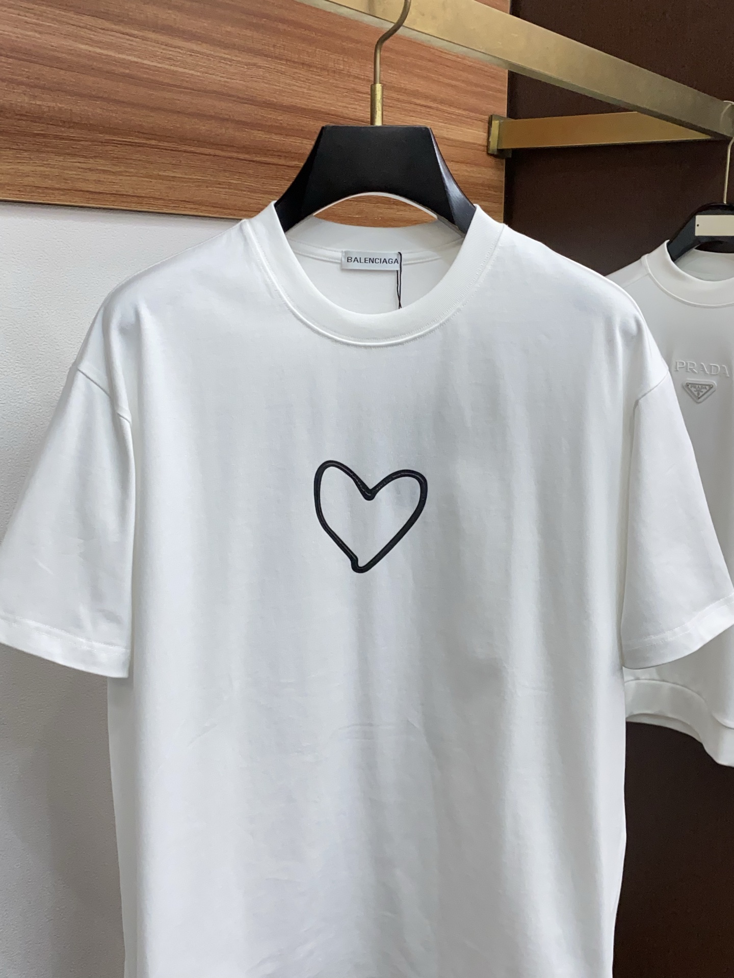 。🩵巴黎世家 26SS春夏新款 纯棉质圆领短袖 男士基础款纯白专柜短袖T恤衫！贸易公司渠道稀出，同步官网