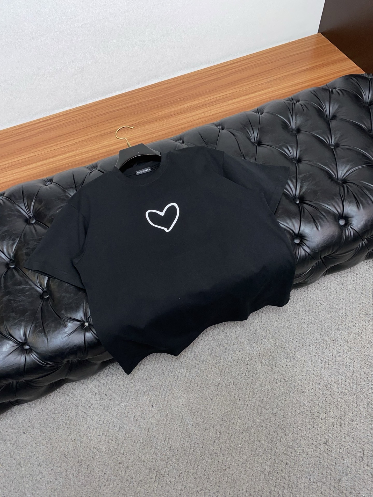 。🩵巴黎世家 26SS春夏新款 纯棉质圆领短袖 男士基础款纯白专柜短袖T恤衫！贸易公司渠道稀出，同步官网