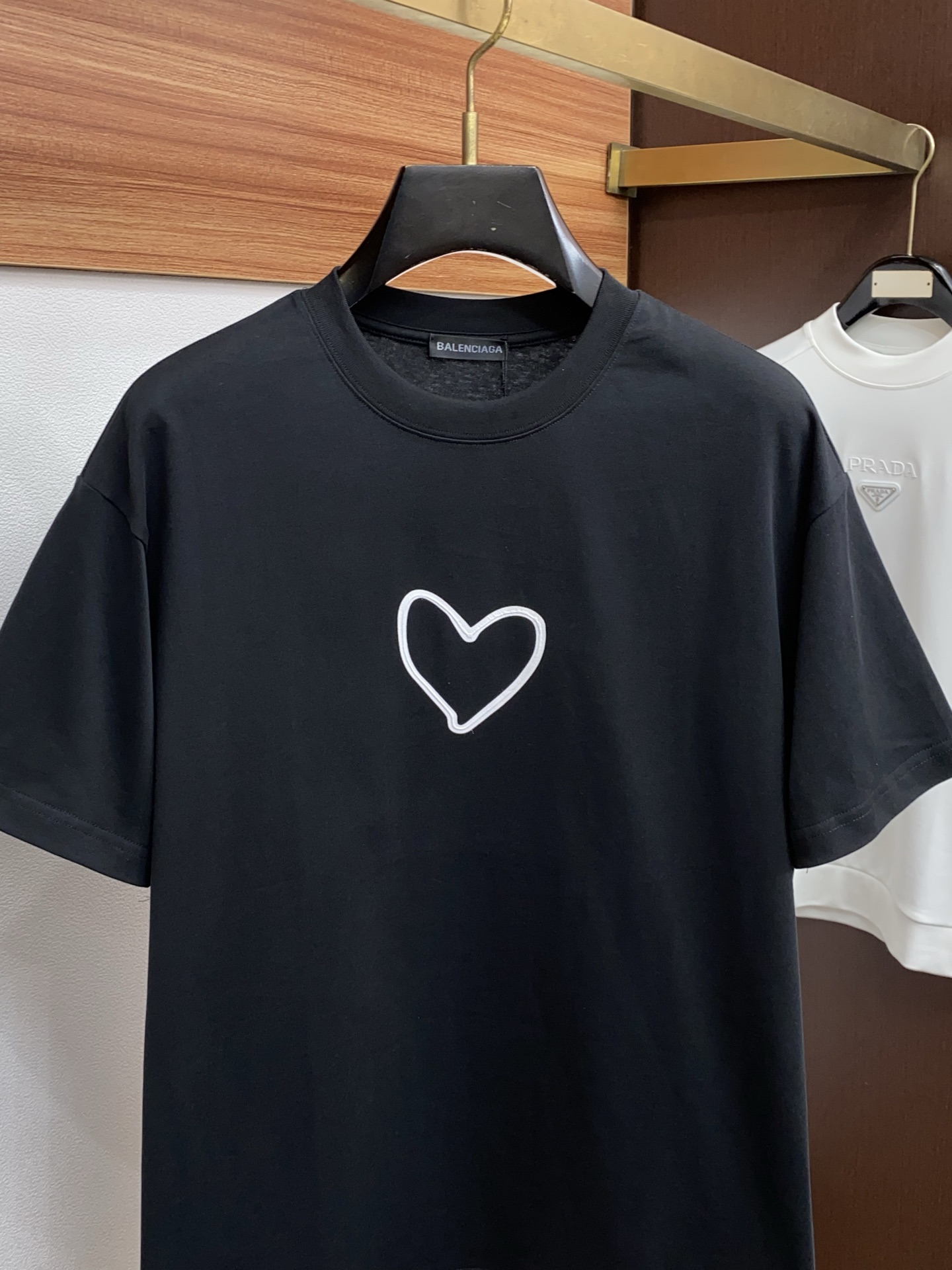 。🩵巴黎世家 26SS春夏新款 纯棉质圆领短袖 男士基础款纯白专柜短袖T恤衫！贸易公司渠道稀出，同步官网