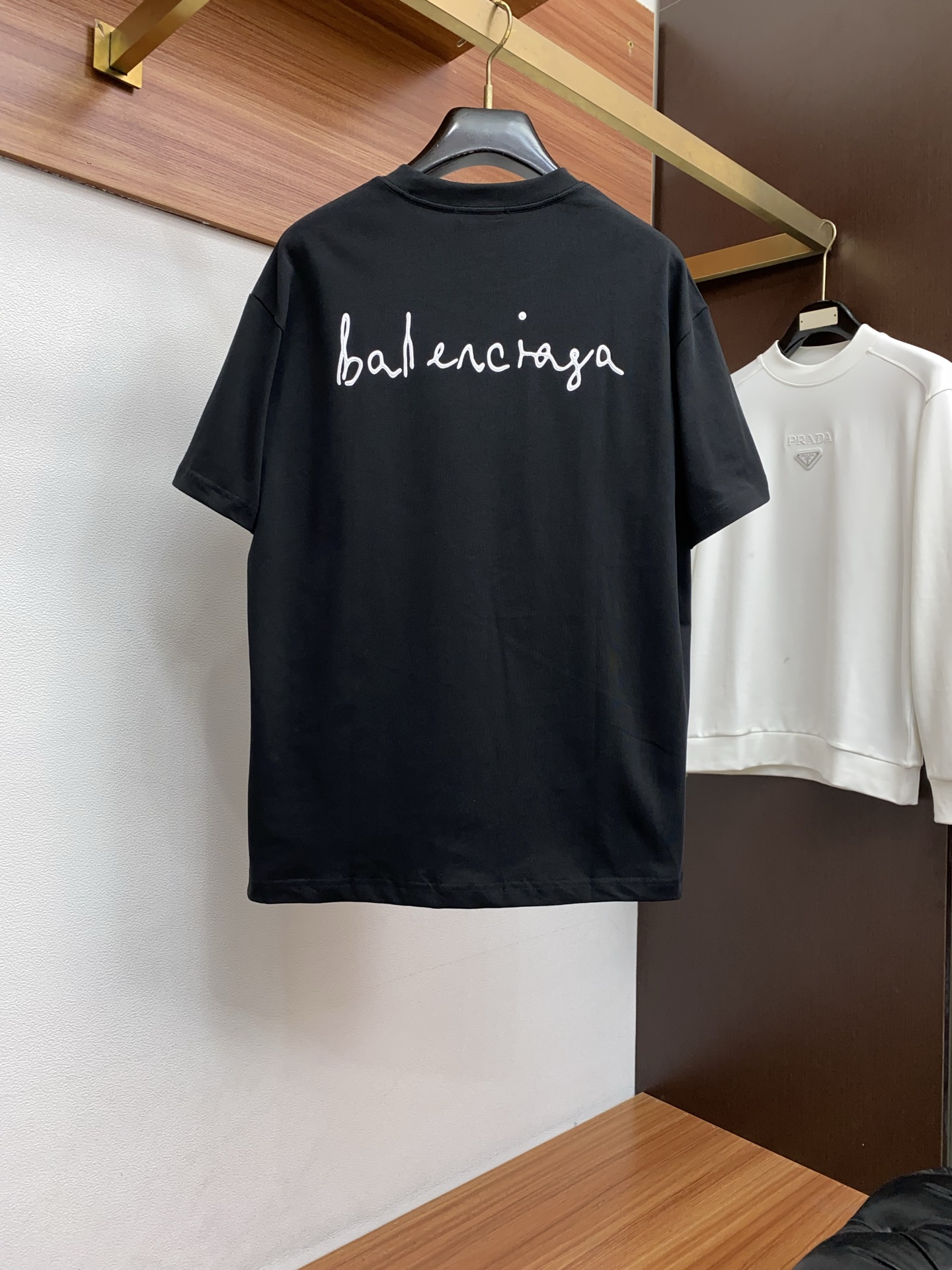 。🩵巴黎世家 26SS春夏新款 纯棉质圆领短袖 男士基础款纯白专柜短袖T恤衫！贸易公司渠道稀出，同步官网