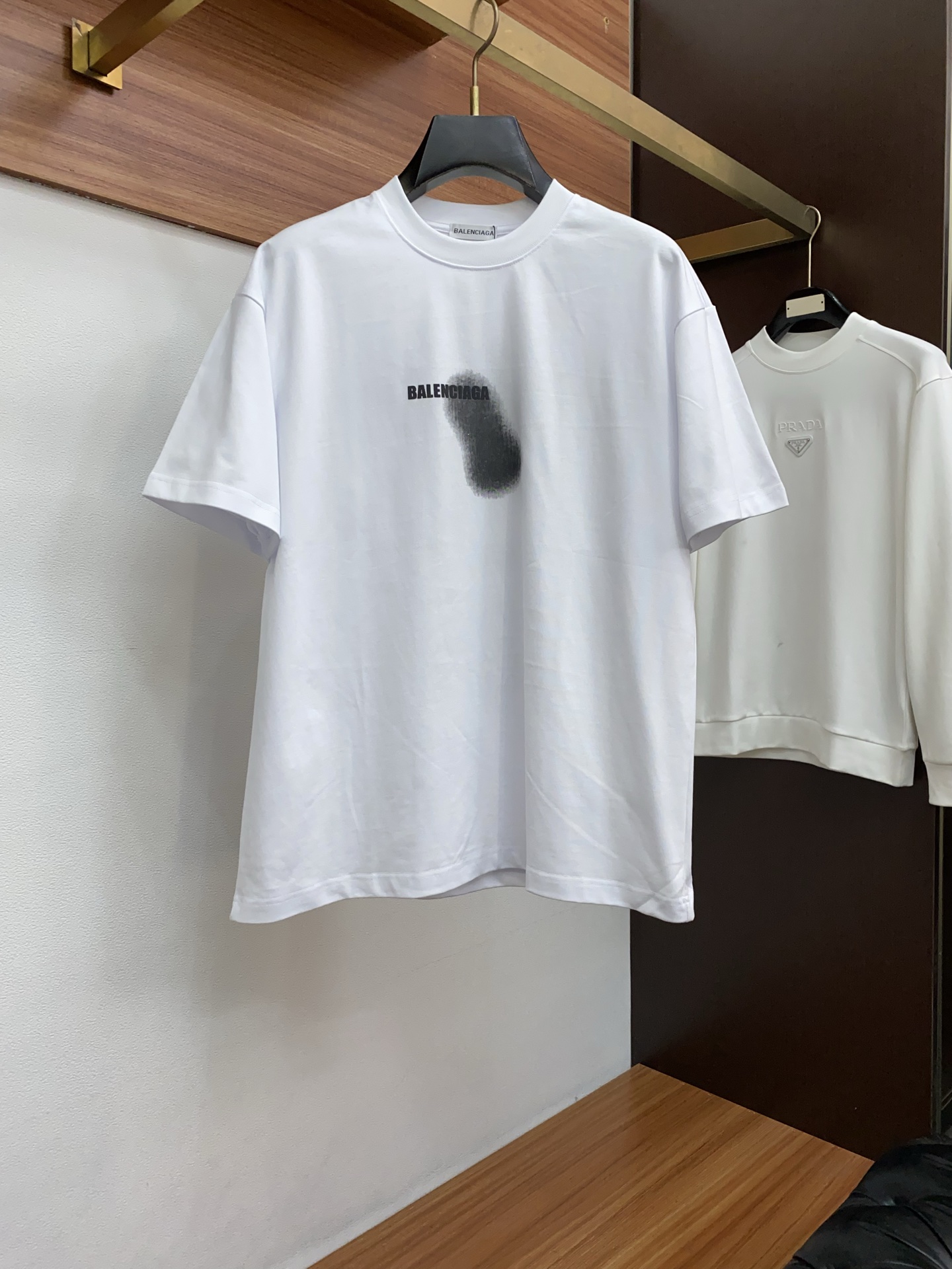 。🩵 巴黎世家 26SS春夏新款 纯棉质圆领短袖 男士基础款纯白专柜短袖T恤衫！贸易公司渠道稀出，同步官