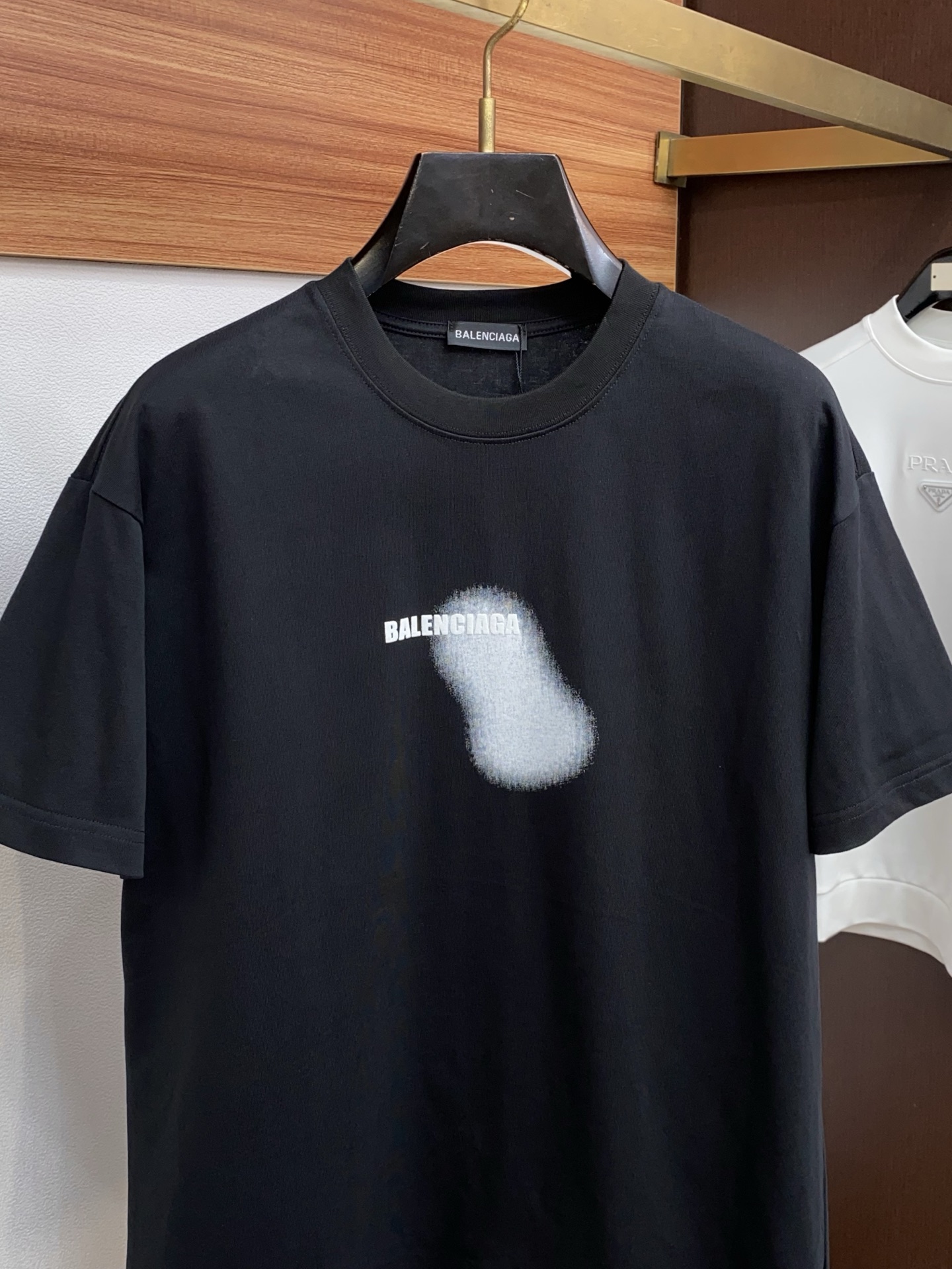 。🩵 巴黎世家 26SS春夏新款 纯棉质圆领短袖 男士基础款纯白专柜短袖T恤衫！贸易公司渠道稀出，同步官