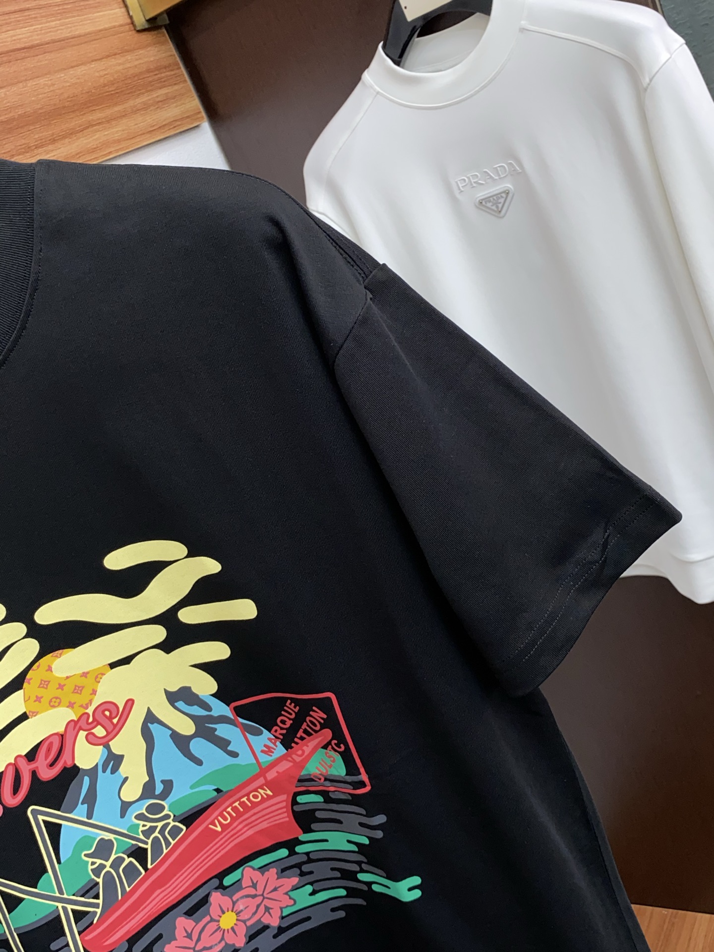 。🩵 1v路易威登 26SS春夏新款 纯棉质圆领短袖 男士基础款纯白专柜短袖T恤衫！贸易公司渠道稀出，同