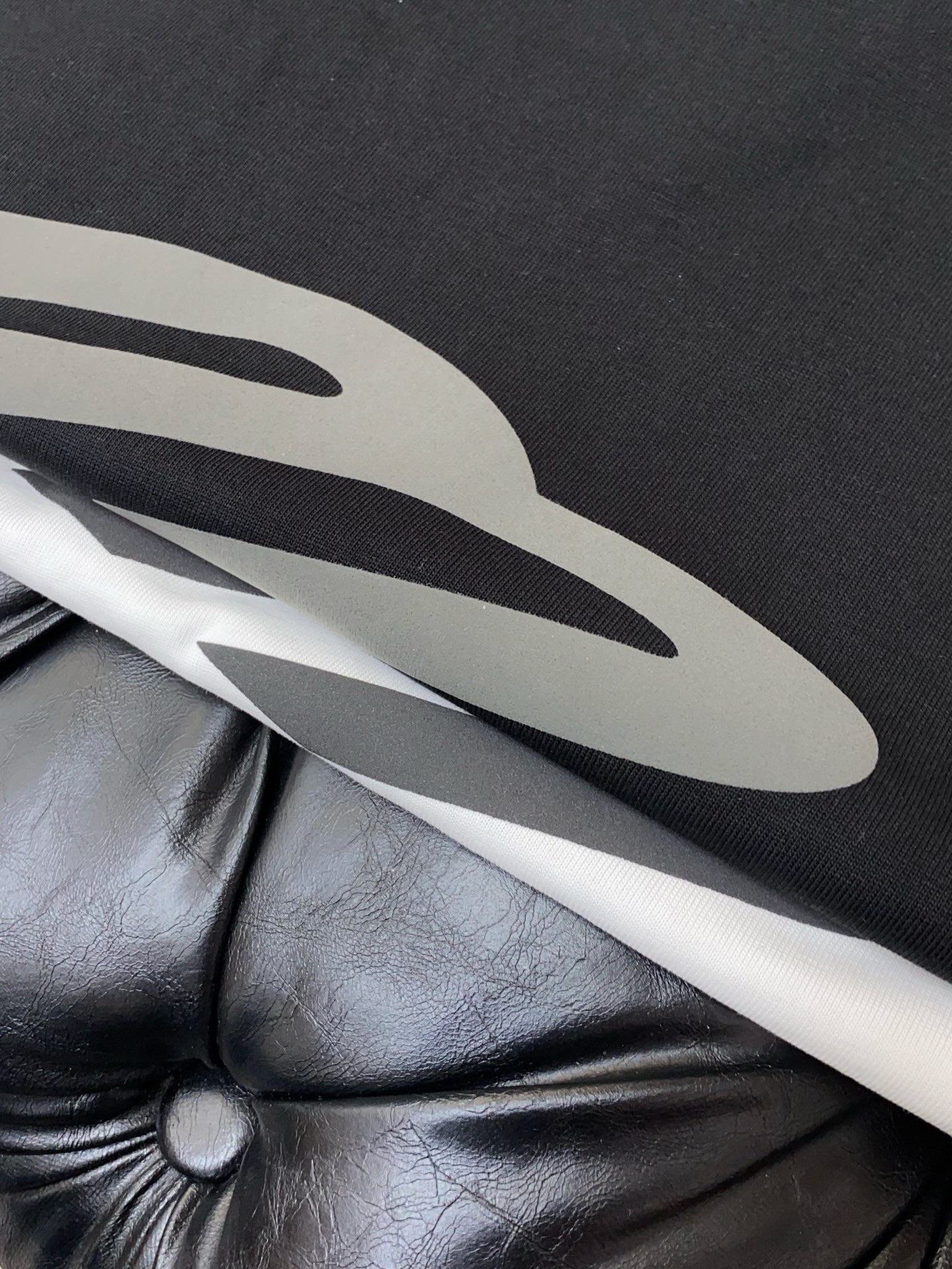 。🩵 巴黎世家 26SS春夏新款 纯棉质圆领短袖 男士基础款纯白专柜短袖T恤衫！贸易公司渠道稀出，同步官