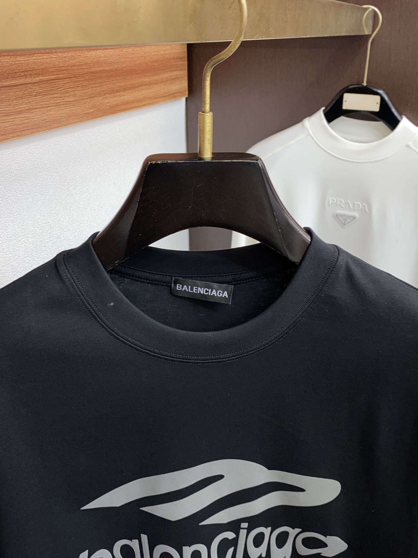 。🩵巴黎世家 26SS春夏新款 纯棉质圆领短袖 男士基础款纯白专柜短袖T恤衫！贸易公司渠道稀出，同步官网