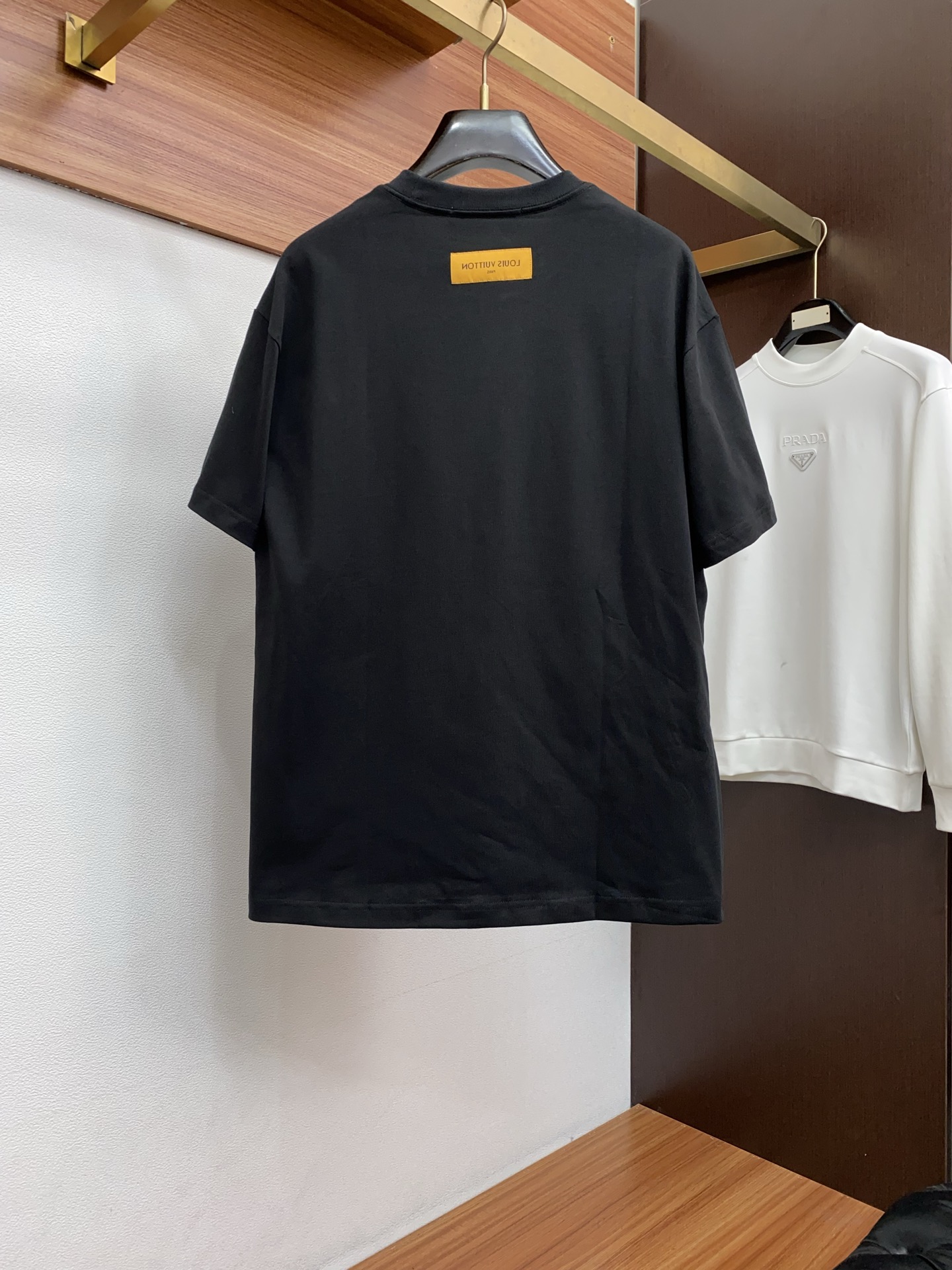 。🩵1v路易威登 26SS春夏新款 纯棉质圆领短袖 男士基础款纯白专柜短袖T恤衫！贸易公司渠道稀出，同步