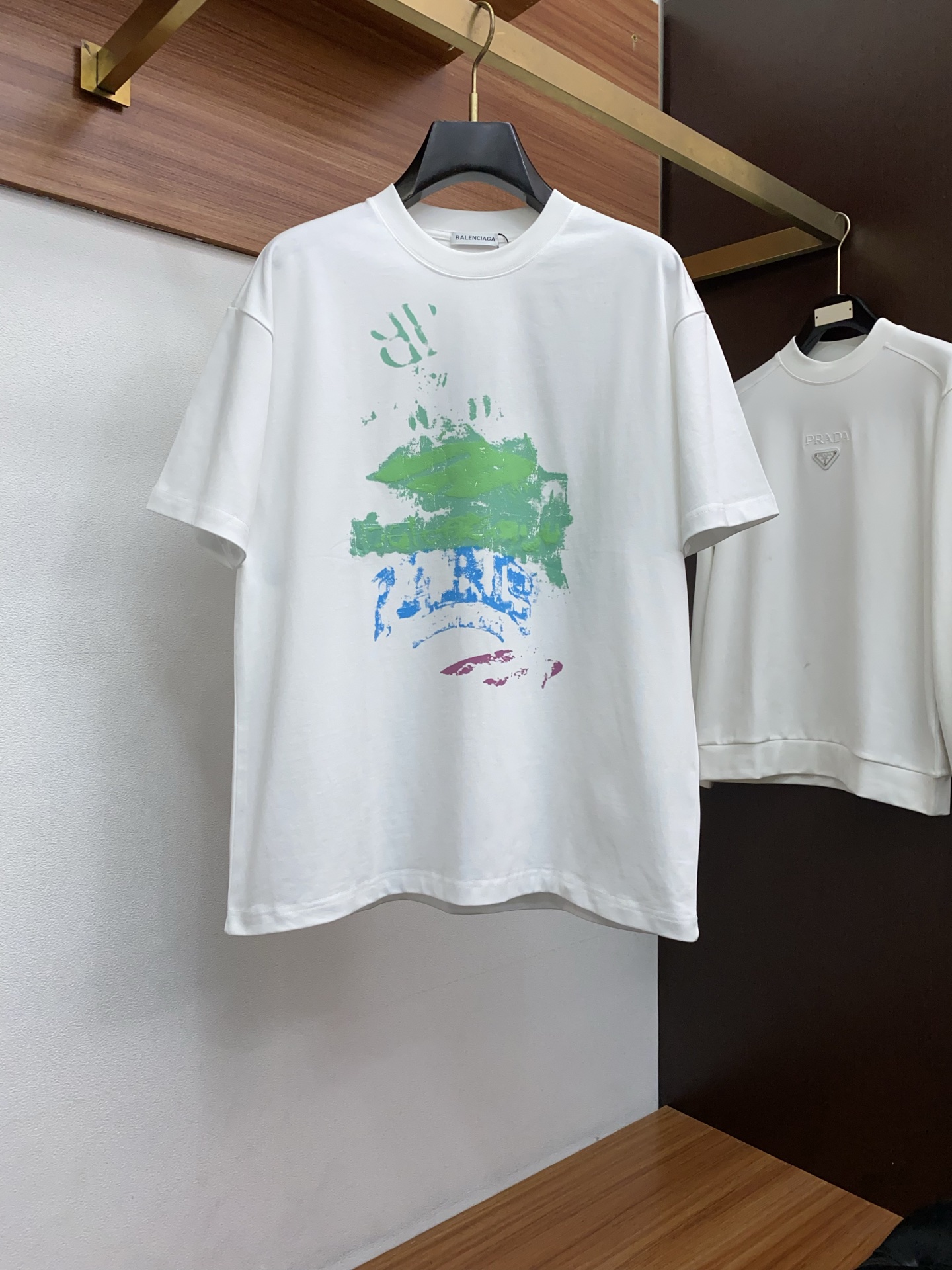 。🩵巴黎世家 26SS春夏新款 纯棉质圆领短袖 男士基础款纯白专柜短袖T恤衫！贸易公司渠道稀出，同步官网