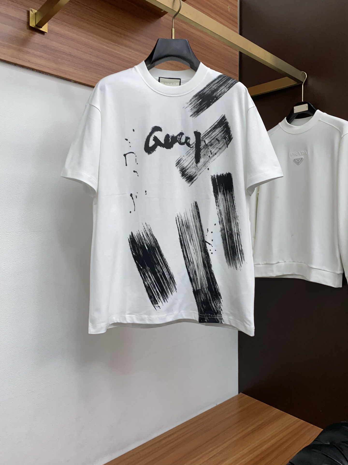 。🩵古奇 26SS春夏新款 纯棉质圆领短袖 男士基础款纯白专柜短袖T恤衫！贸易公司渠道稀出，同步官网发售