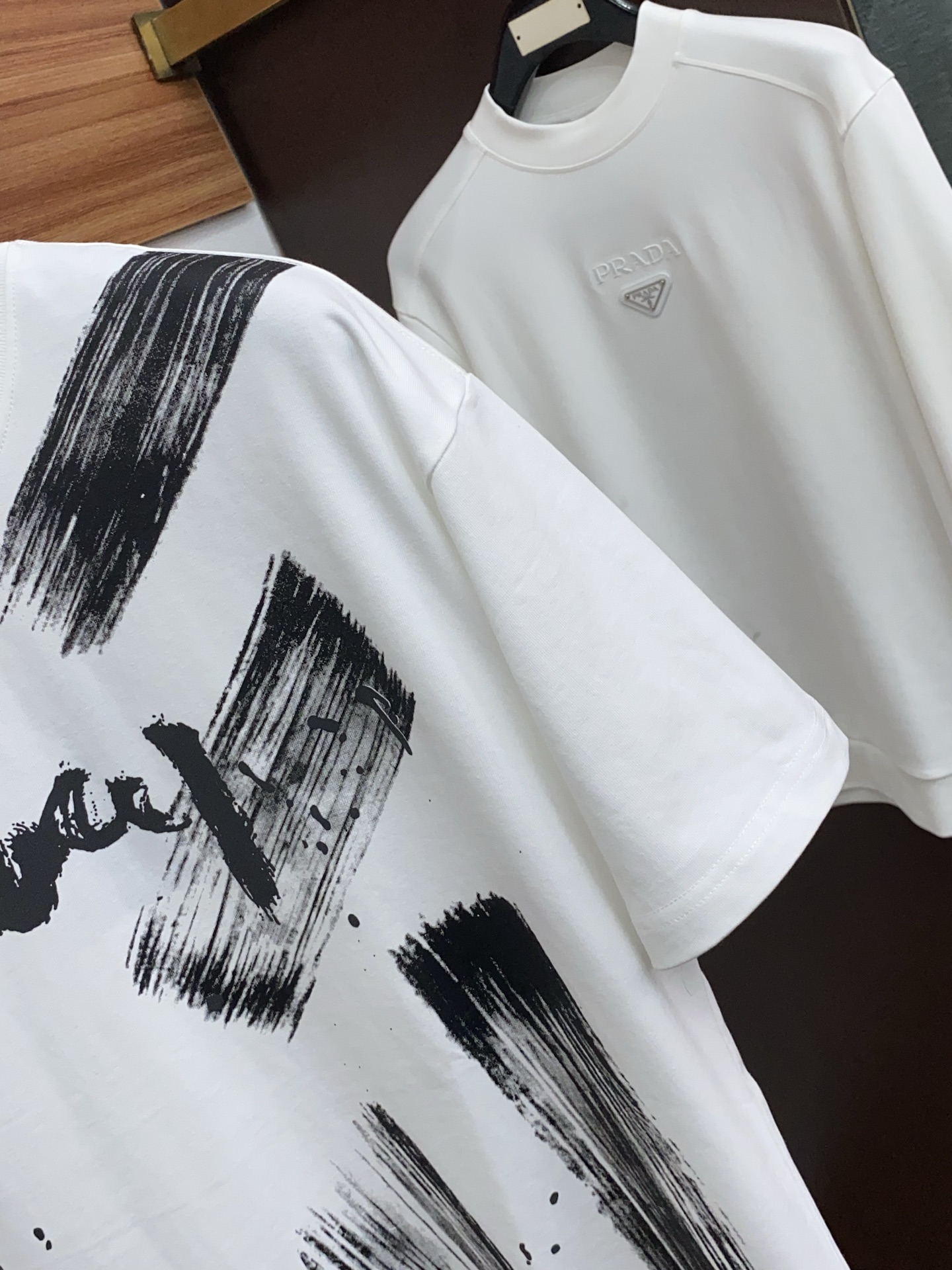 。🩵古奇 26SS春夏新款 纯棉质圆领短袖 男士基础款纯白专柜短袖T恤衫！贸易公司渠道稀出，同步官网发售