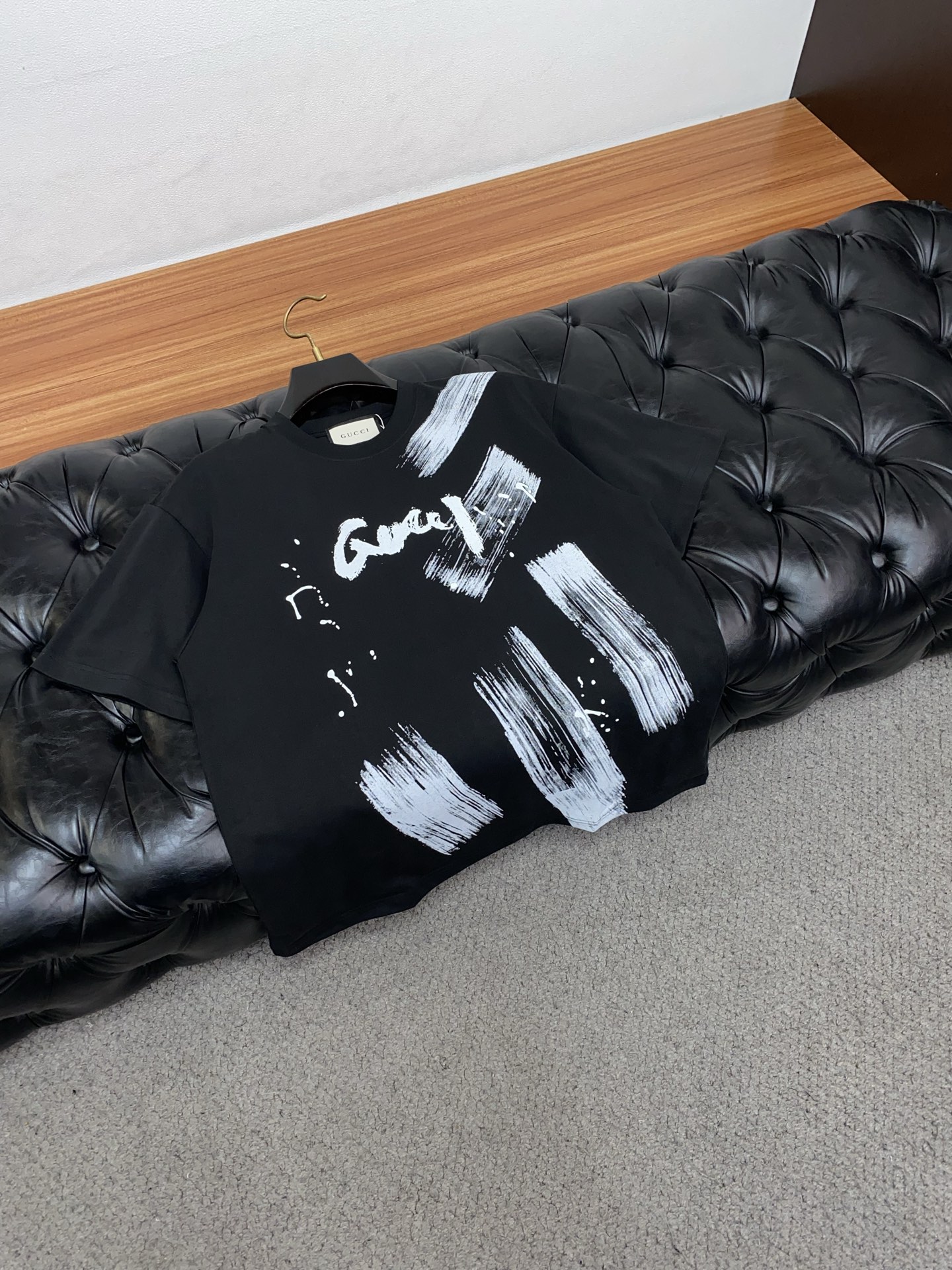 。🩵 古奇 26SS春夏新款 纯棉质圆领短袖 男士基础款纯白专柜短袖T恤衫！贸易公司渠道稀出，同步官网发