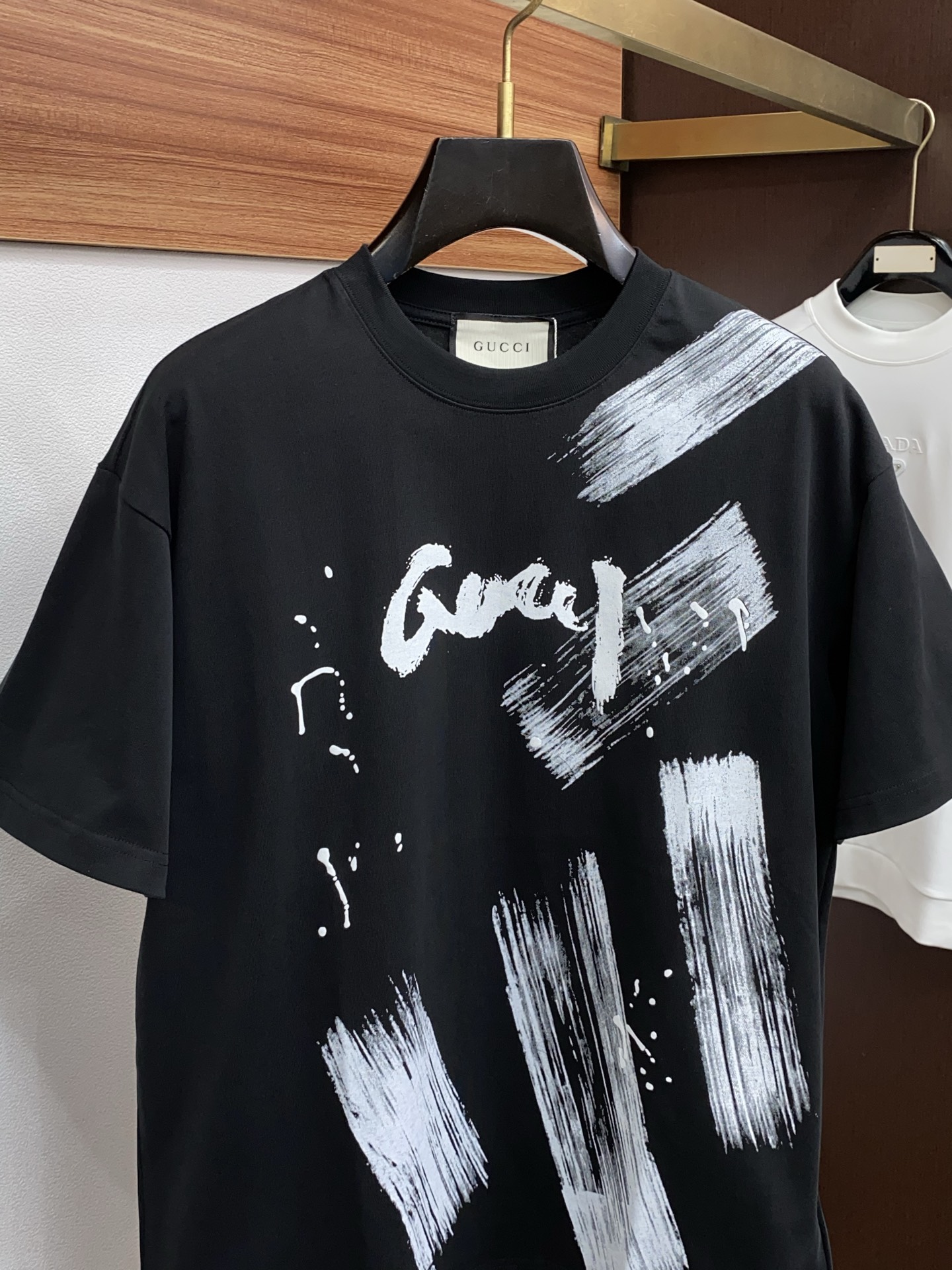 。🩵 古奇 26SS春夏新款 纯棉质圆领短袖 男士基础款纯白专柜短袖T恤衫！贸易公司渠道稀出，同步官网发