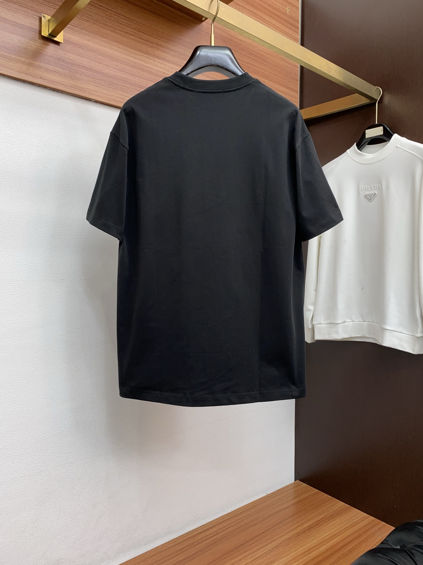 。🩵 古奇 26SS春夏新款 纯棉质圆领短袖 男士基础款纯白专柜短袖T恤衫！贸易公司渠道稀出，同步官网发