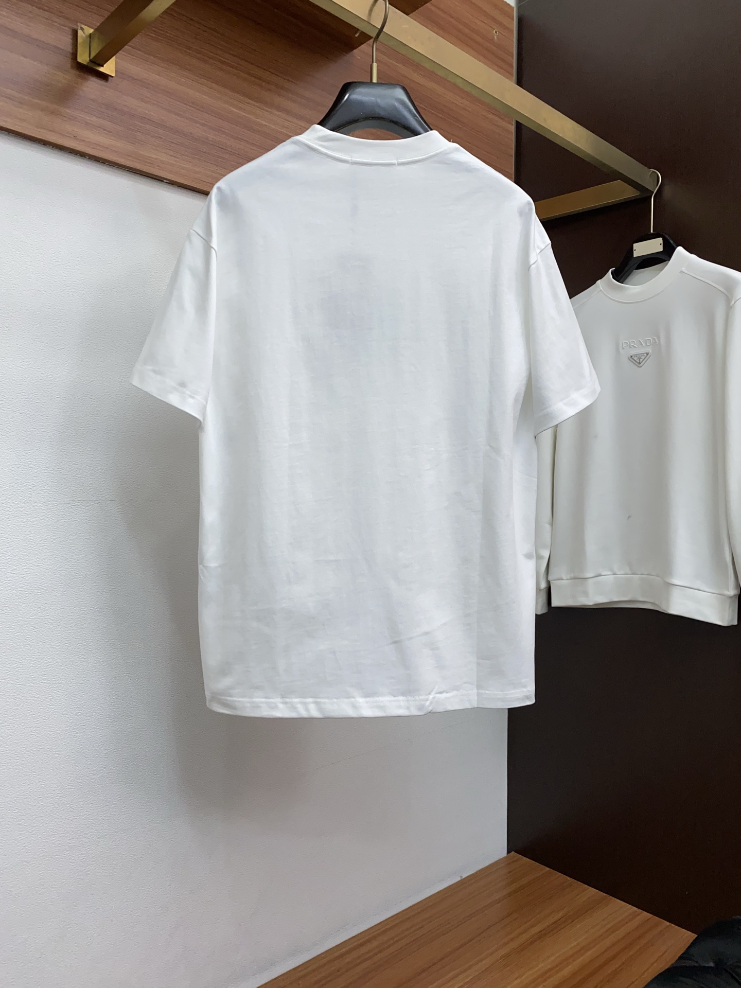 。🩵巴宝莉 26SS春夏新款 纯棉质圆领短袖 男士基础款纯白专柜短袖T恤衫！贸易公司渠道稀出，同步官网发