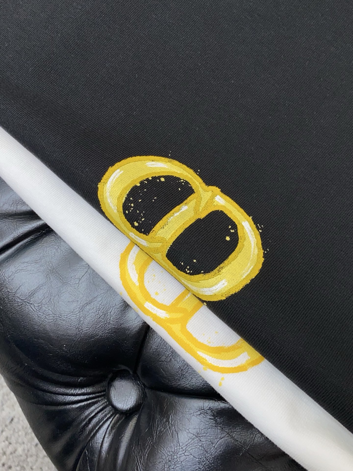 。🩵迪奥 26SS春夏新款 纯棉质圆领短袖 男士基础款纯白专柜短袖T恤衫！贸易公司渠道稀出，同步官网发售