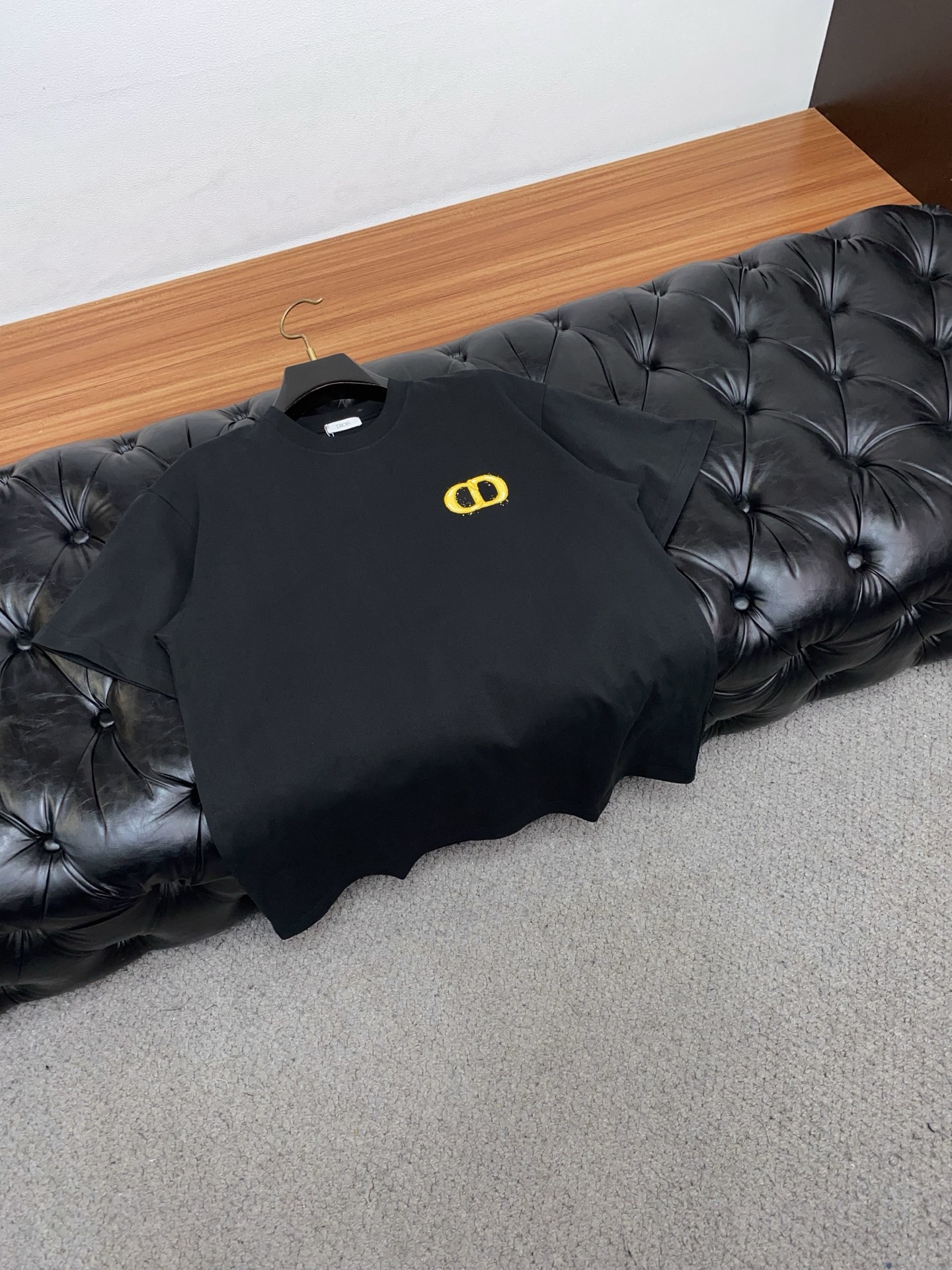 。🩵 迪奥 26SS春夏新款 纯棉质圆领短袖 男士基础款纯白专柜短袖T恤衫！贸易公司渠道稀出，同步官网发