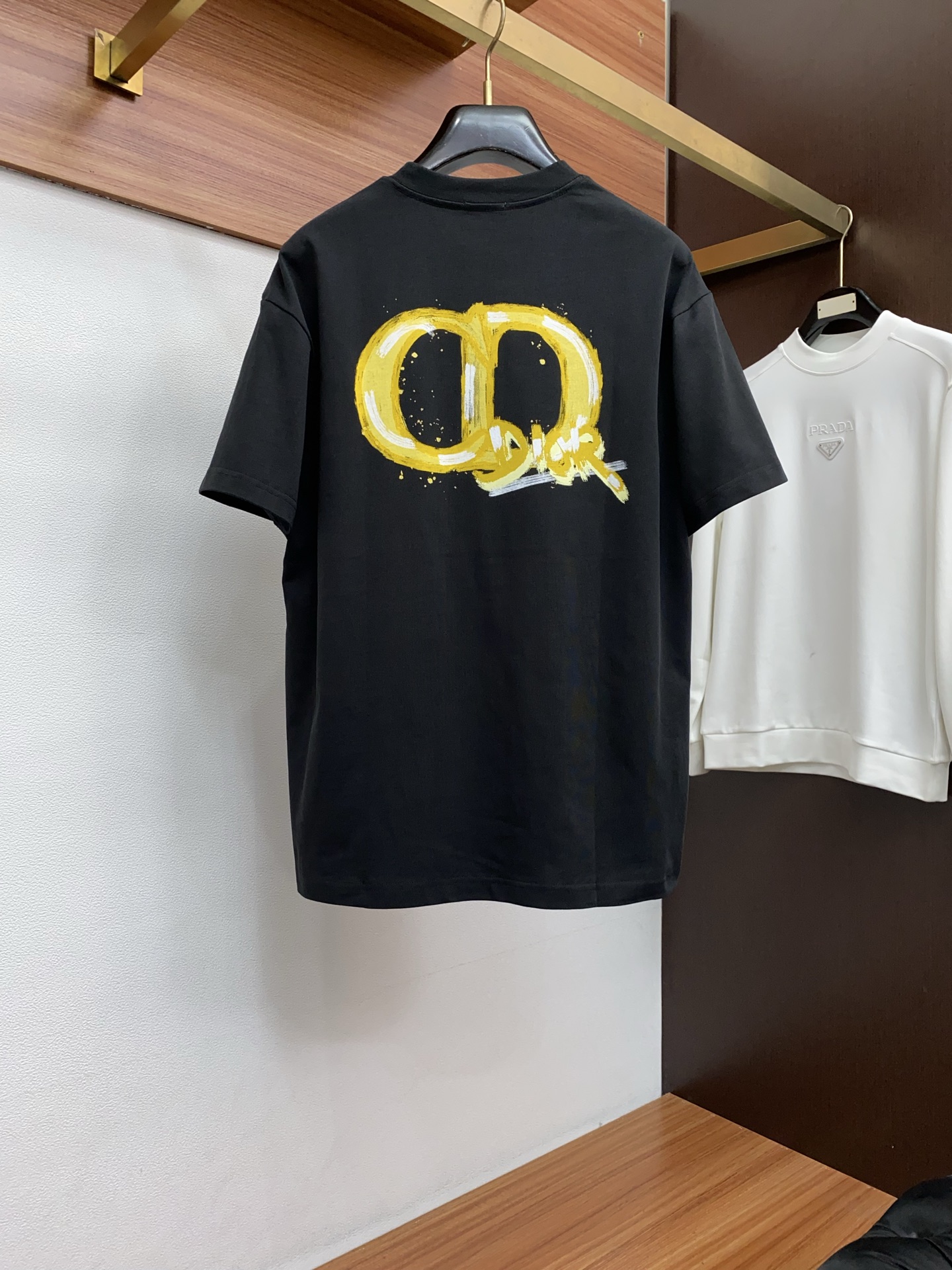 。🩵 迪奥 26SS春夏新款 纯棉质圆领短袖 男士基础款纯白专柜短袖T恤衫！贸易公司渠道稀出，同步官网发