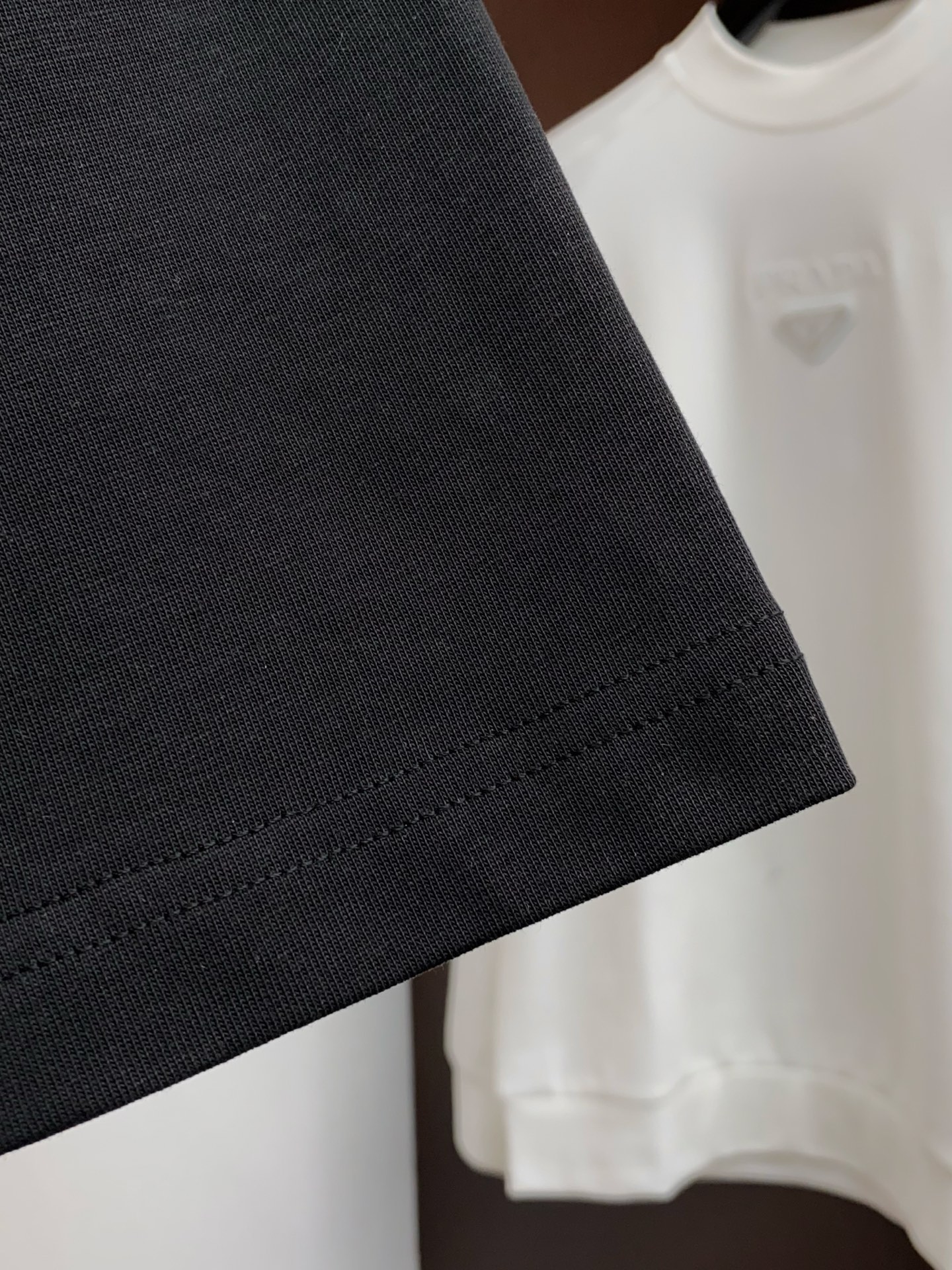 罗意威 26SS春夏新款 纯棉质圆领短袖 男士基础款纯白专柜短袖T恤衫！贸易公司渠道稀出，同步官网发售！