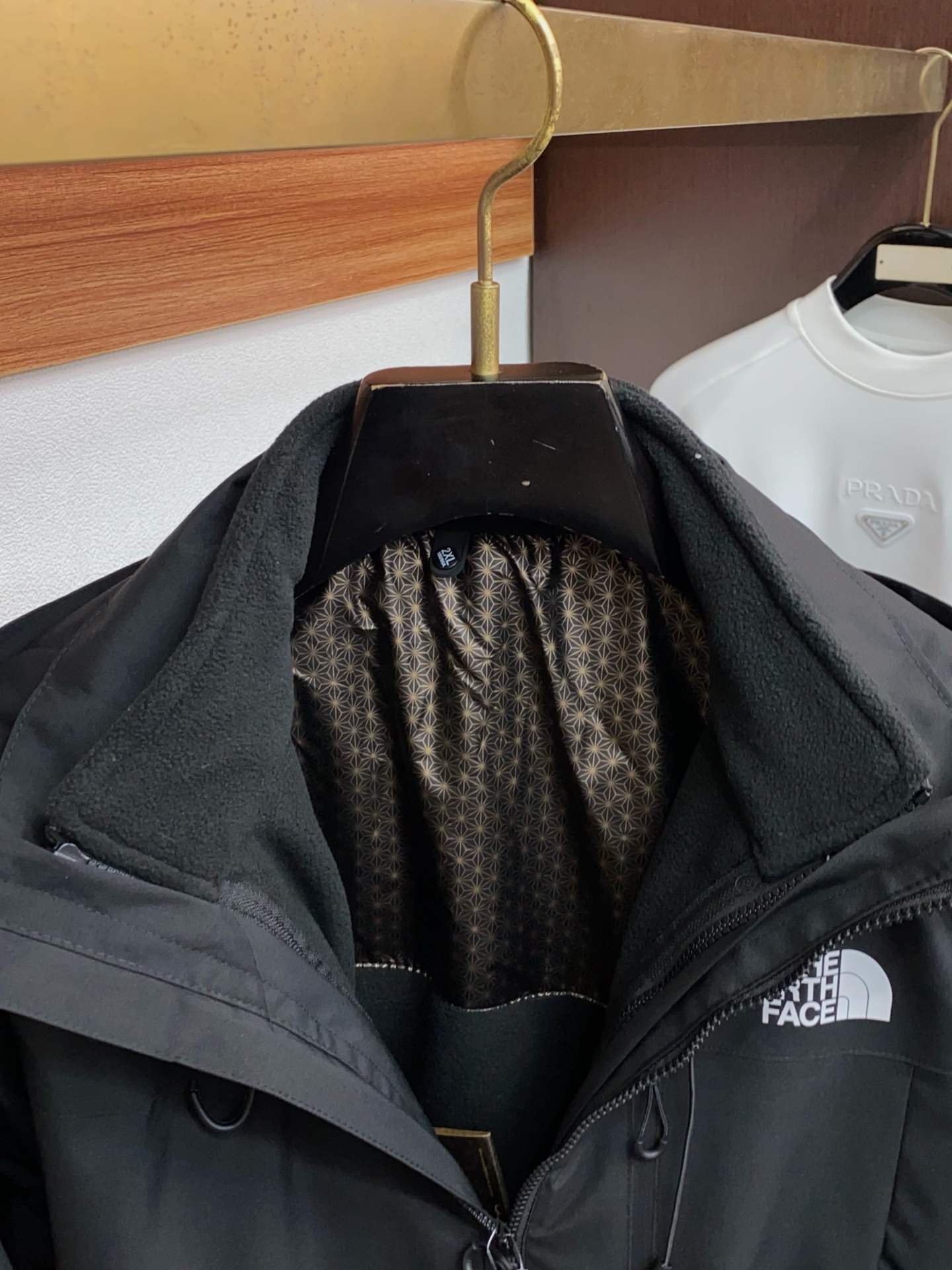 TheNorthFace北面冲锋衣2合1两件套户外徒步防风防水透汽外套+棉外套很推荐的一款户外冲锋衣版型