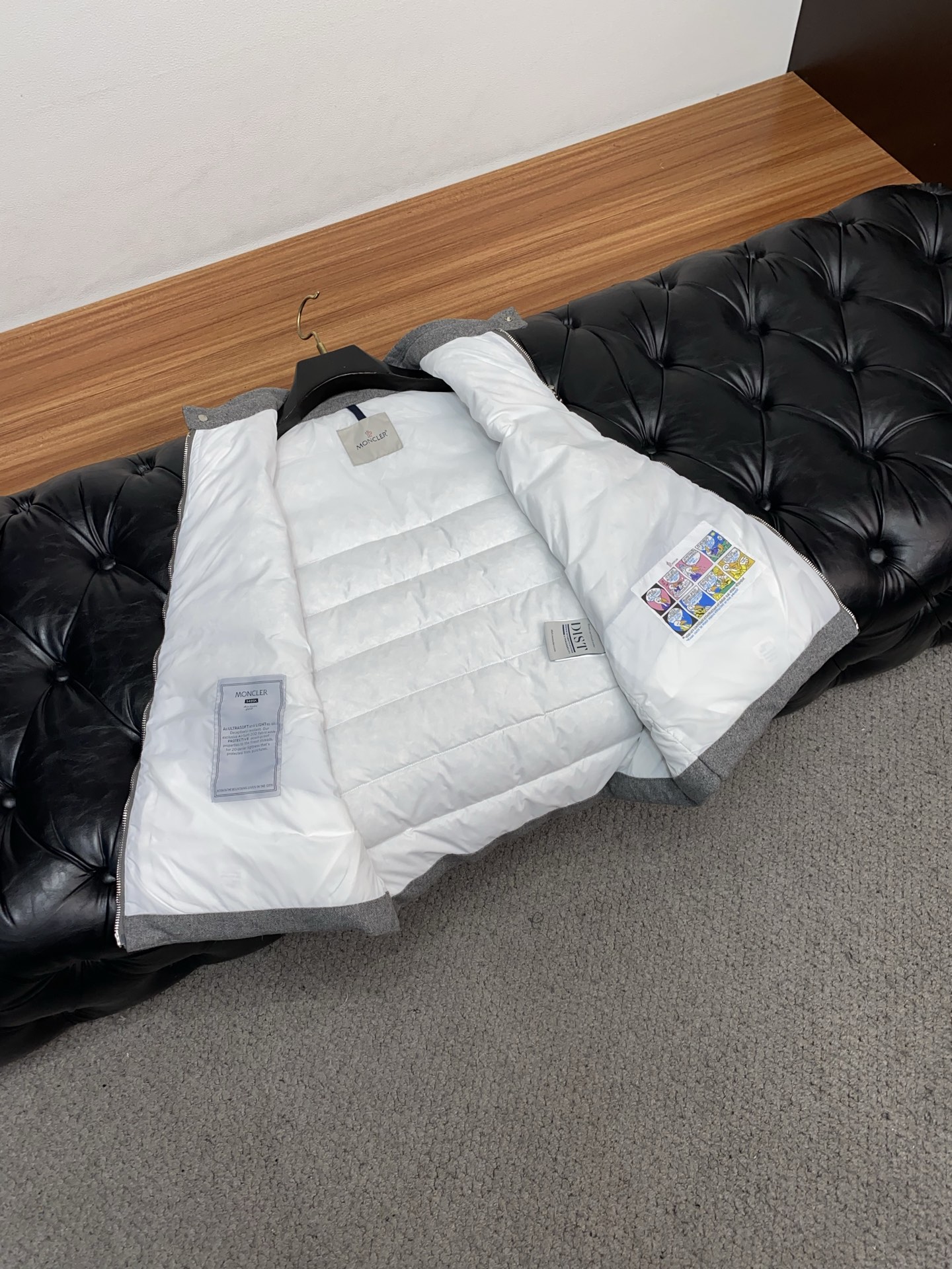 蒙口 24秋冬最新原版 羽绒马甲、内填充90白鸭绒 ，回弹性与保暖性兼圣品！这款采用国内客供顶级的纯棉织