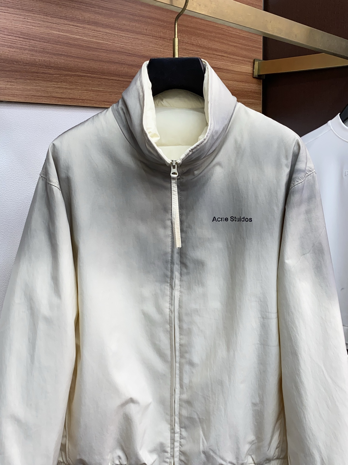 Acne25秋冬男士时尚羽绒服 轻奢时尚休闲风格，轻盈保暖柔软！低调系列时尚百搭，就是有型！香港贸易订单