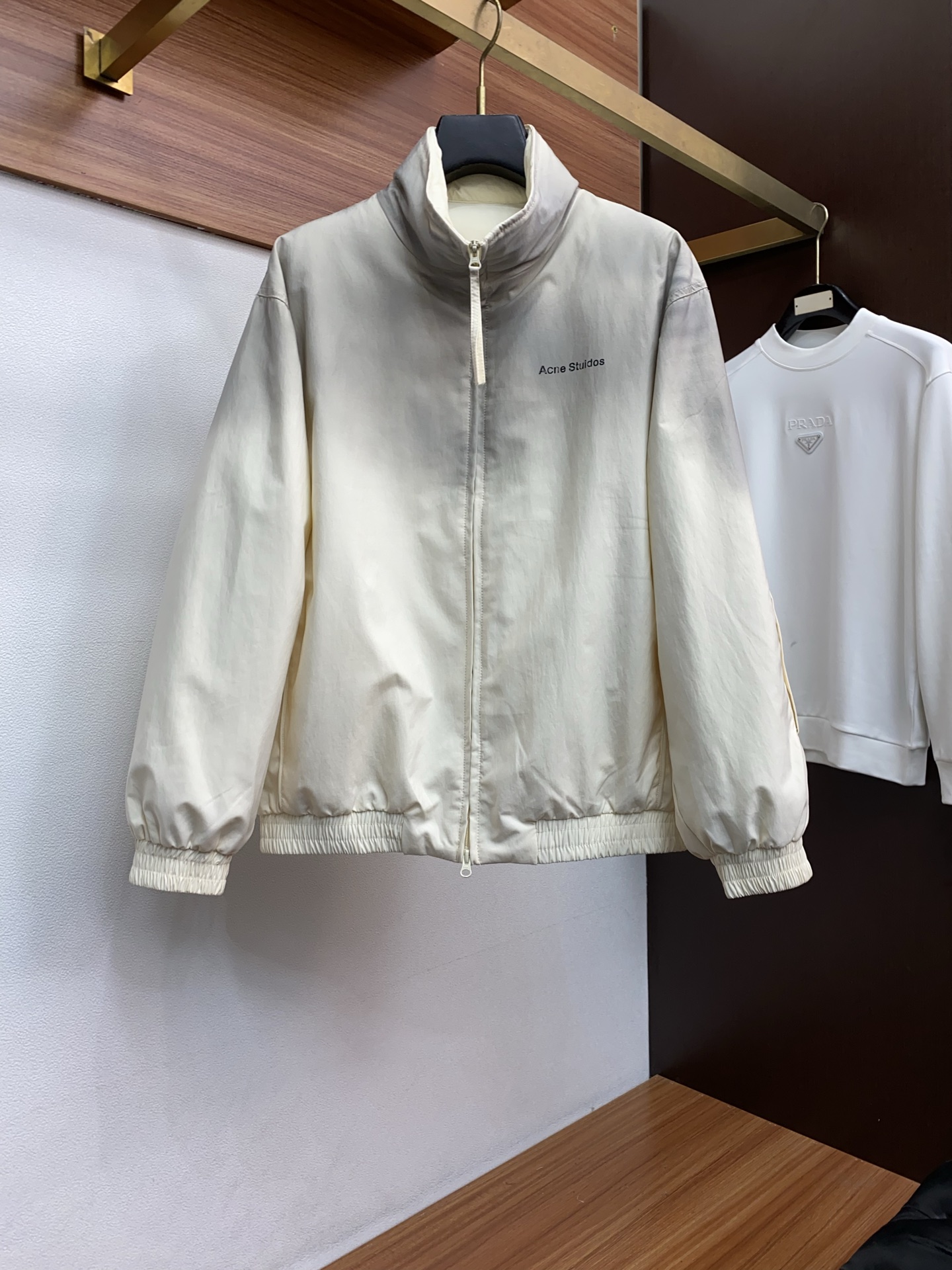 Acne25秋冬男士时尚羽绒服 轻奢时尚休闲风格，轻盈保暖柔软！低调系列时尚百搭，就是有型！香港贸易订单