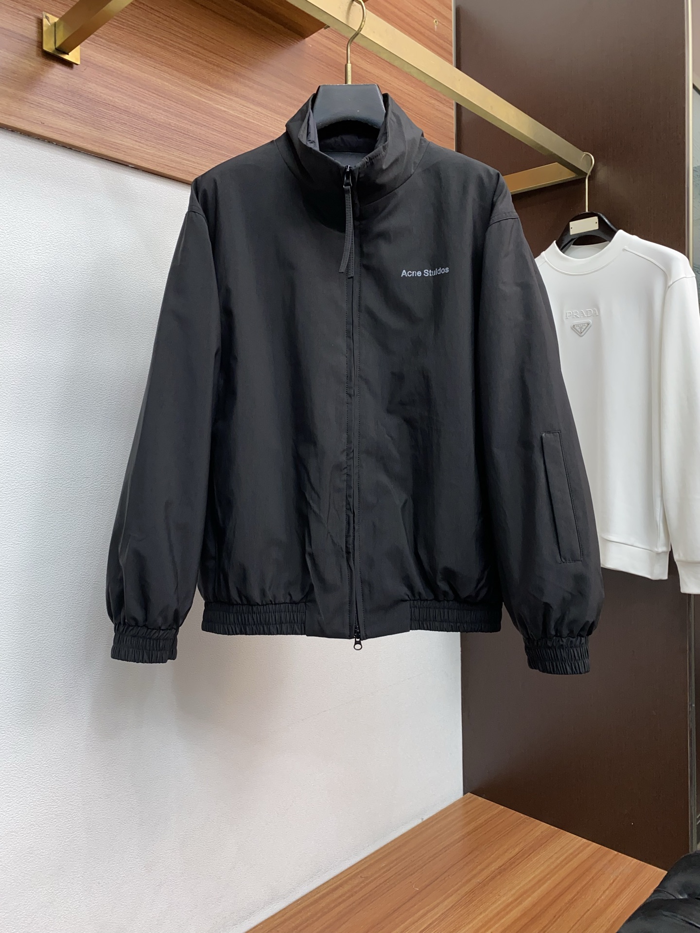 Acne25秋冬男士时尚羽绒服 轻奢时尚休闲风格，轻盈保暖柔软！低调系列时尚百搭，就是有型！香港贸易订单