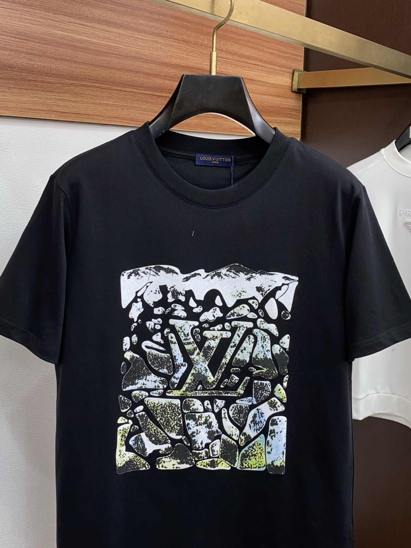 。🩵26SS春夏新款 纯棉质圆领短袖 男士基础款纯白专柜短袖T恤衫！贸易公司渠道稀出，同步官网发售！基础