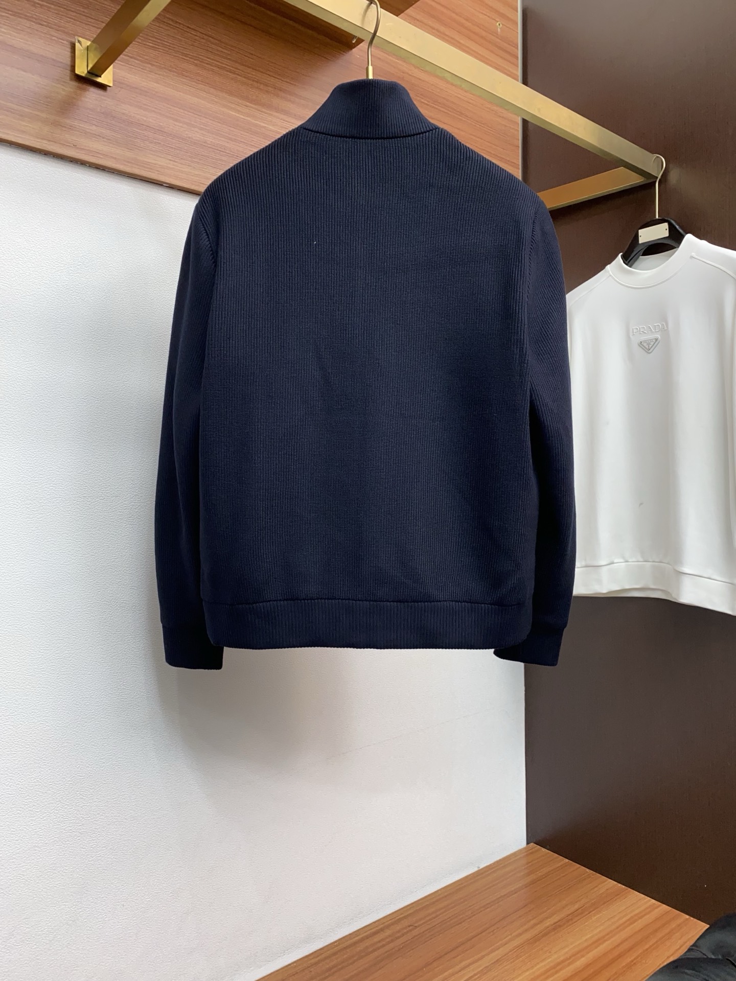 lp🆕 诺悠翩雅 秋冬最新原版 羽绒服内填充白鸭绒 ，回弹性与保暖性兼圣品！这款采用国内客供顶级的尼龙织