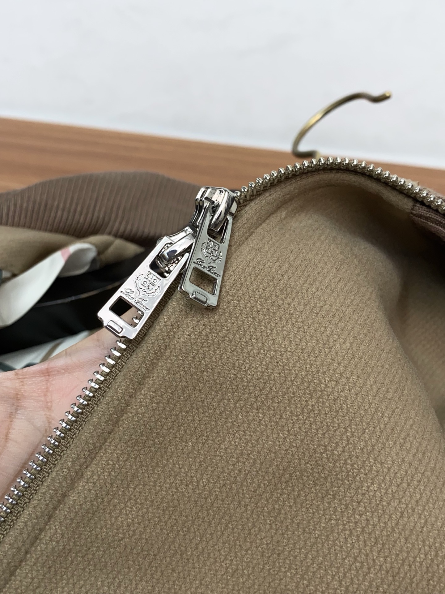 lp🆕 诺悠翩雅 高端推荐牛货 2025秋冬款男士夹克外套 贵族血统 蓬松感十足 御寒神器 高端顶尖一线