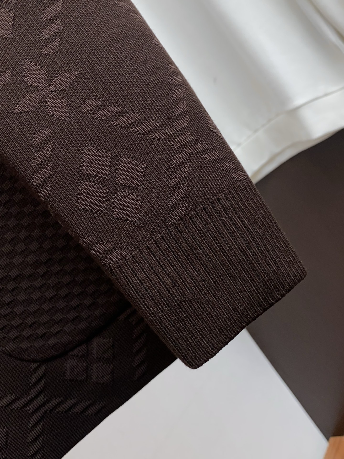 好v路易威登 高端推荐牛货 2025秋冬款商务翻领男士西装领夹克外套 贵族血统 蓬松感十足 御寒神器 高