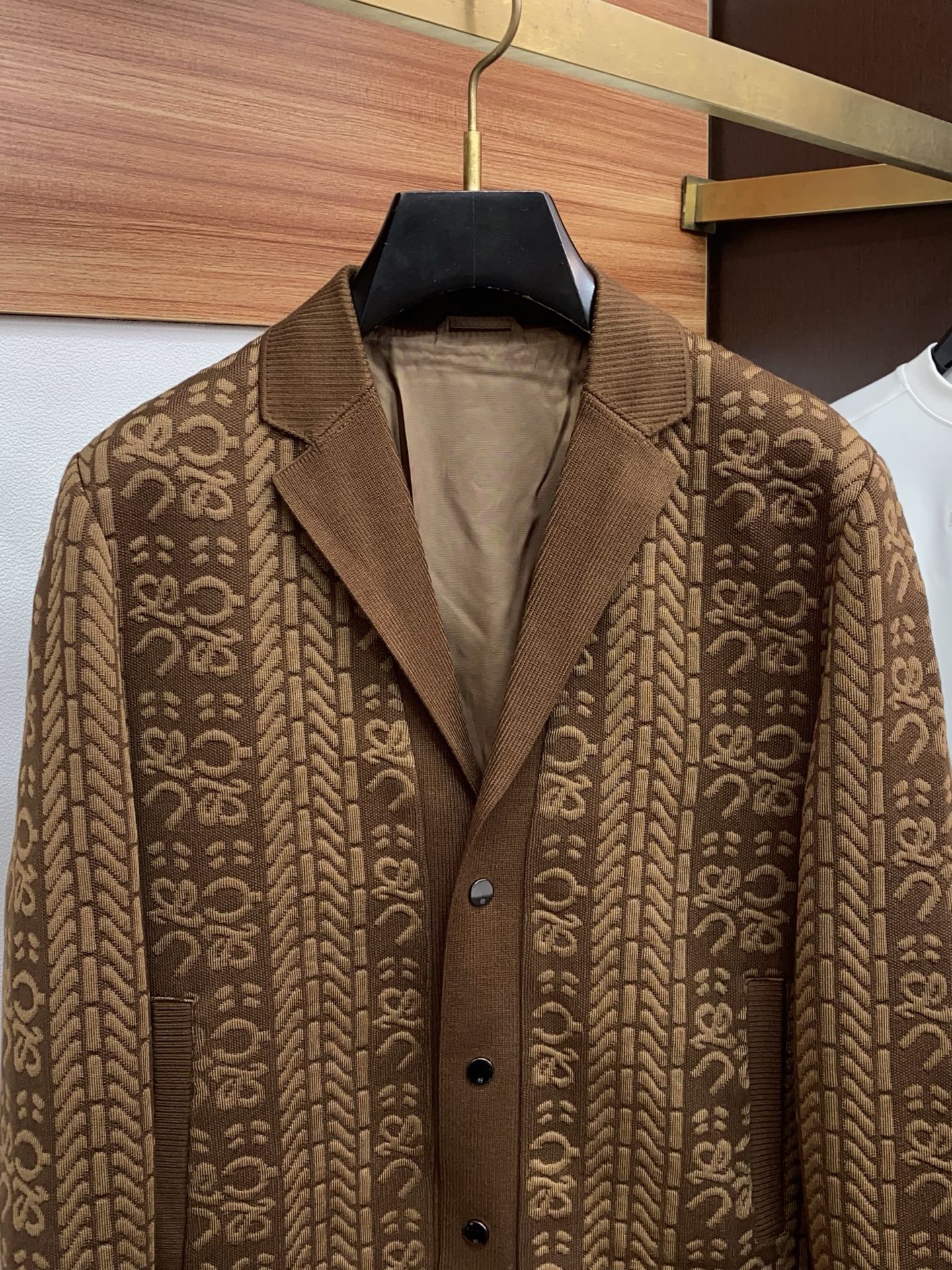 罗意威 高端推荐牛货 2025秋冬款商务翻领男士夹克外套 贵族血统 蓬松感十足 御寒神器 高端顶尖一线成