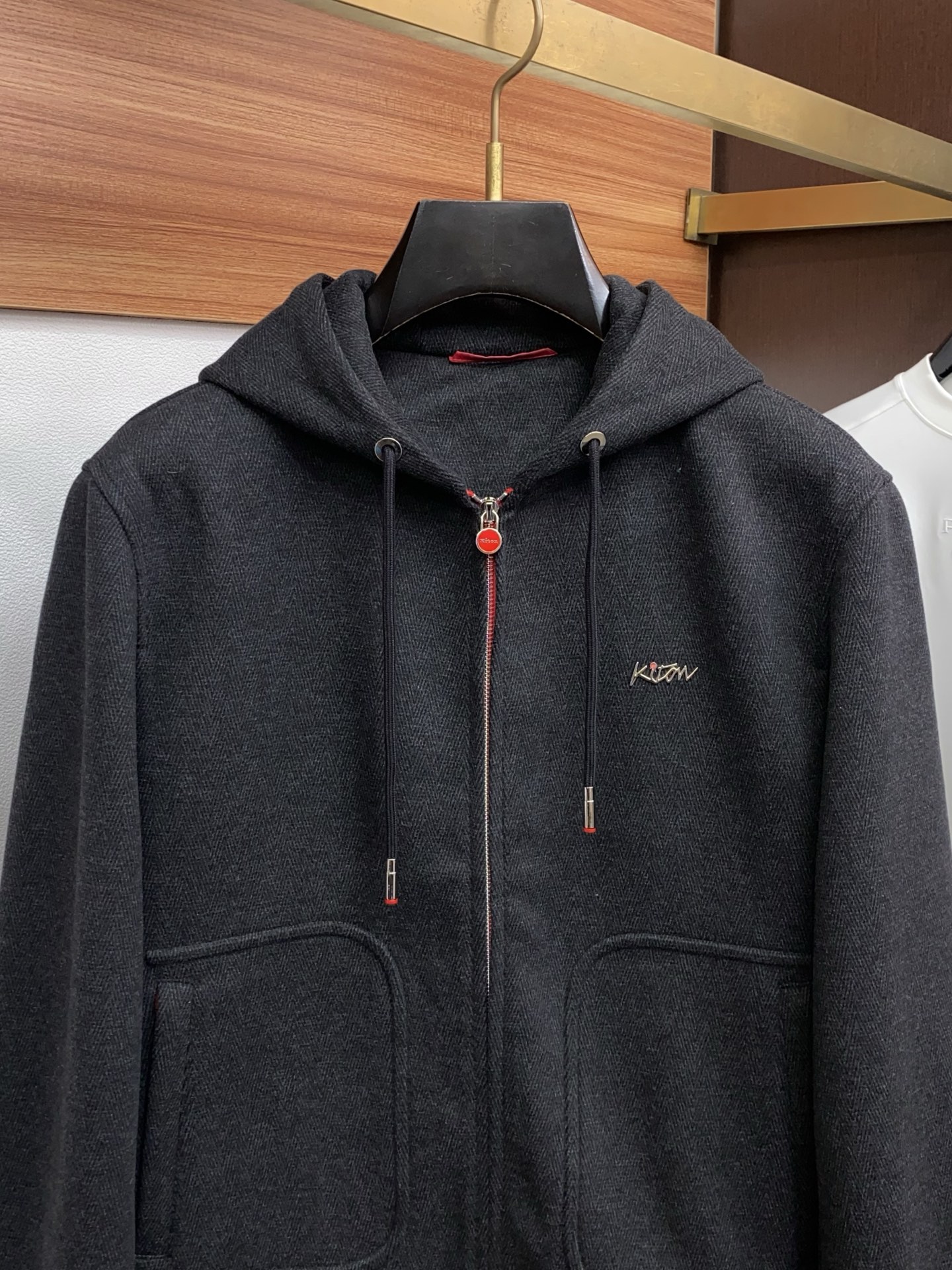 kiton 高端推荐牛货 2025秋冬款男士夹克外套 贵族血统 蓬松感十足 御寒神器 高端顶尖一线成衣，