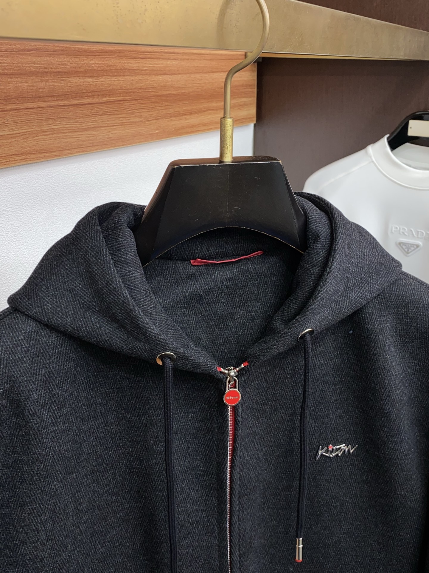 kiton 高端推荐牛货 2025秋冬款男士夹克外套 贵族血统 蓬松感十足 御寒神器 高端顶尖一线成衣，