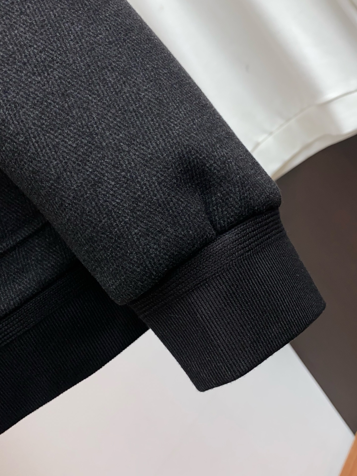 kiton 高端推荐牛货 2025秋冬款男士夹克外套 贵族血统 蓬松感十足 御寒神器 高端顶尖一线成衣，