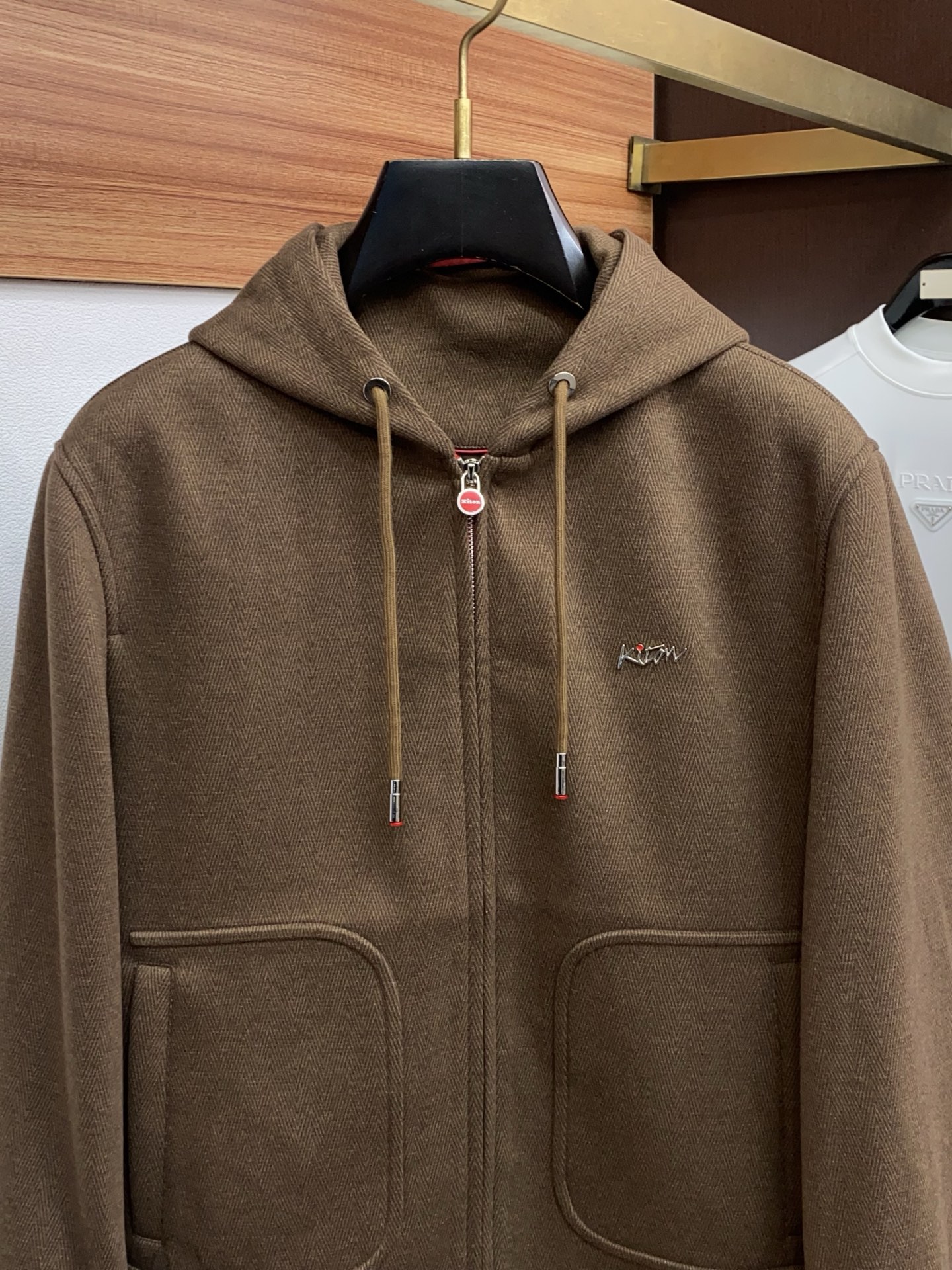 kiton 高端推荐牛货 2025秋冬款男士夹克外套 贵族血统 蓬松感十足 御寒神器 高端顶尖一线成衣，