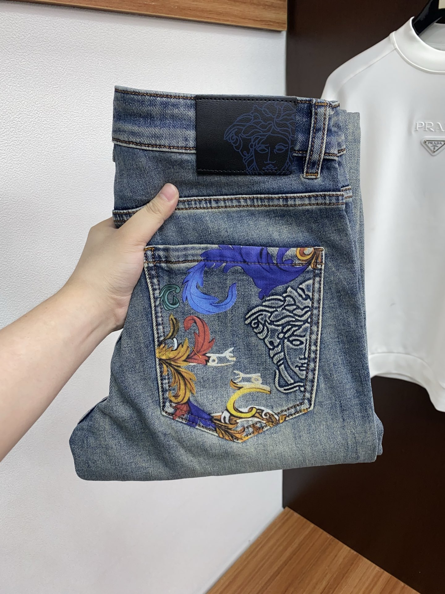 范思哲 高端定制、2026早春最新款牛仔裤 柜台同步发售 原版定制复刻 客供五金辅料 原单品质 进口牛仔