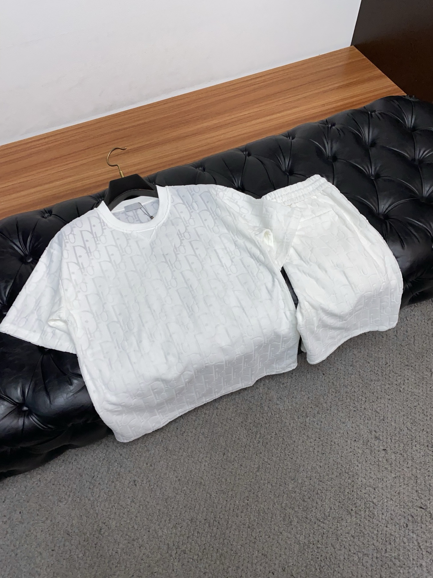 /套 迪奥 26SS春夏新款 纯棉质圆领短袖 男士基础款纯白专柜短袖T恤衫！贸易公司渠道稀出，同步官网发