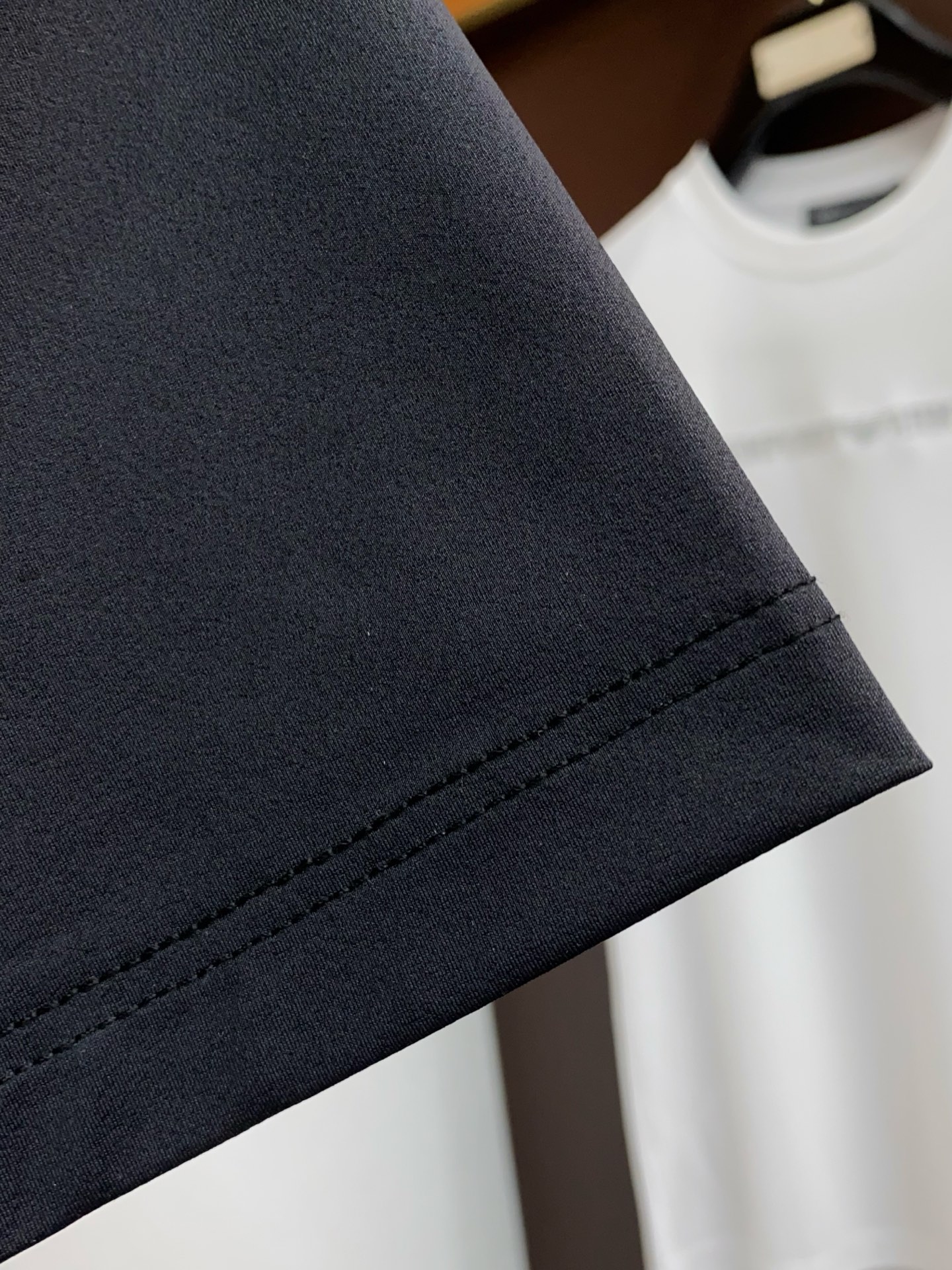 始祖鸟 26SS春夏新款 纯棉质圆领短袖 男士基础款纯白专柜短袖T恤衫！贸易公司渠道稀出，同步官网发售！