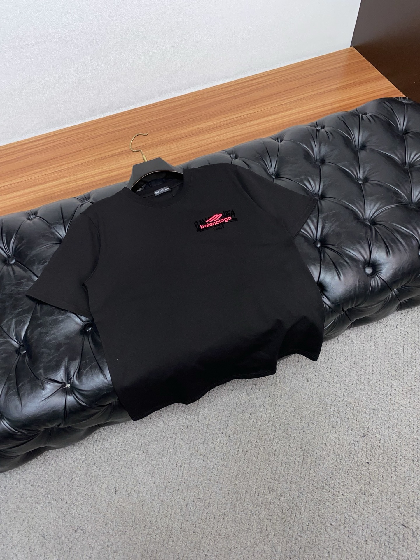 巴黎世家 26SS春夏新款 纯棉质圆领短袖 男士基础款纯白专柜短袖T恤衫！贸易公司渠道稀出，同步官网发售