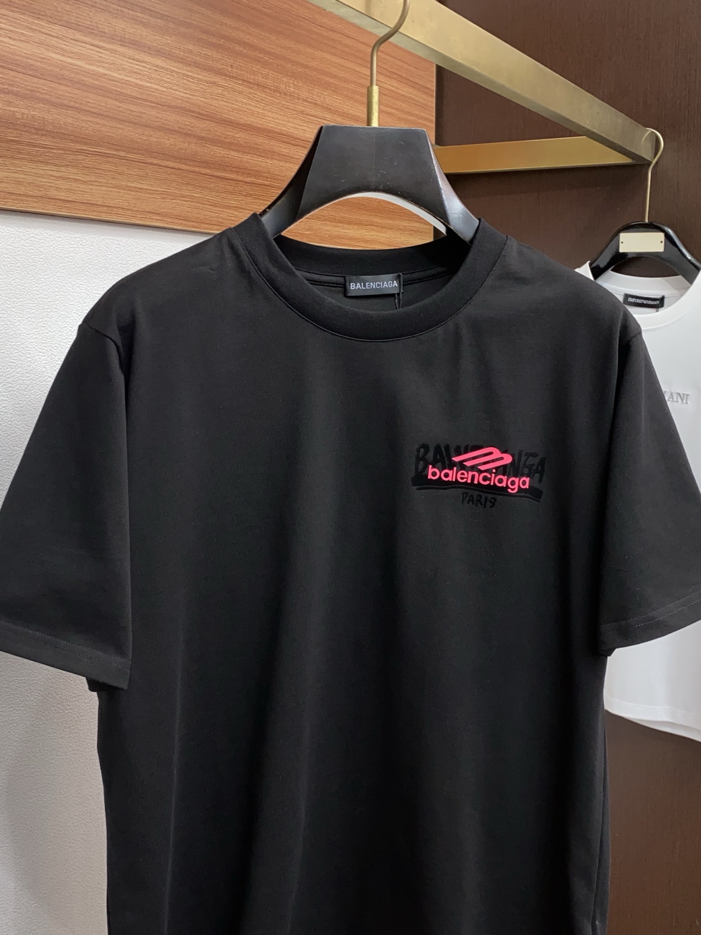 巴黎世家 26SS春夏新款 纯棉质圆领短袖 男士基础款纯白专柜短袖T恤衫！贸易公司渠道稀出，同步官网发售