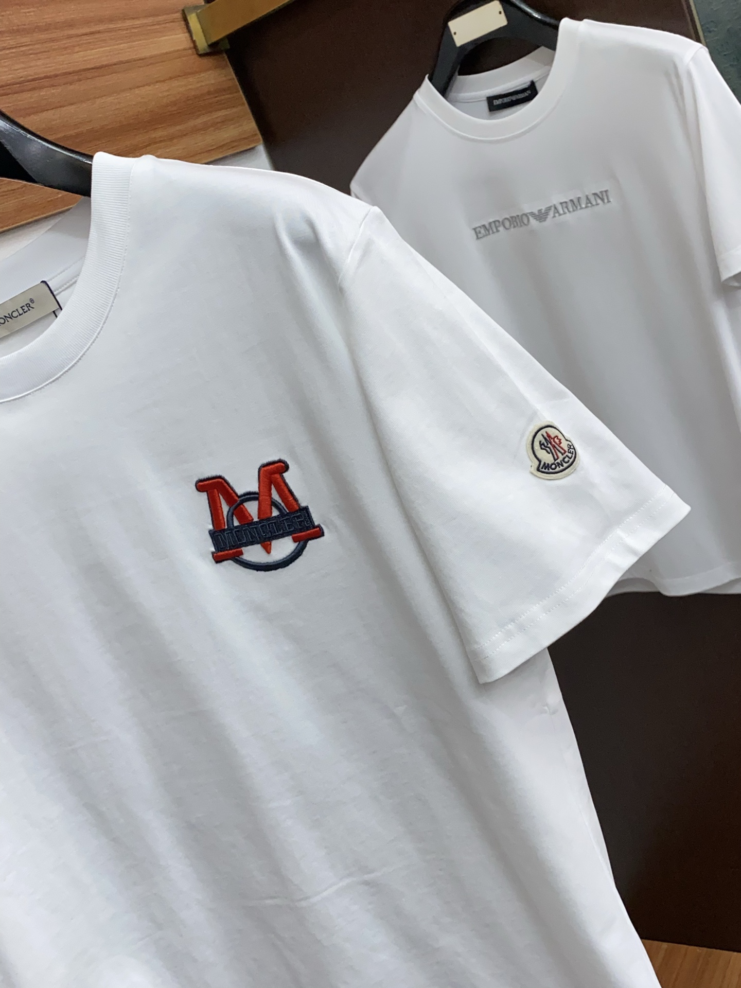 蒙口 26SS春夏新款 纯棉质圆领短袖 男士基础款纯白专柜短袖T恤衫！贸易公司渠道稀出，同步官网发售！基