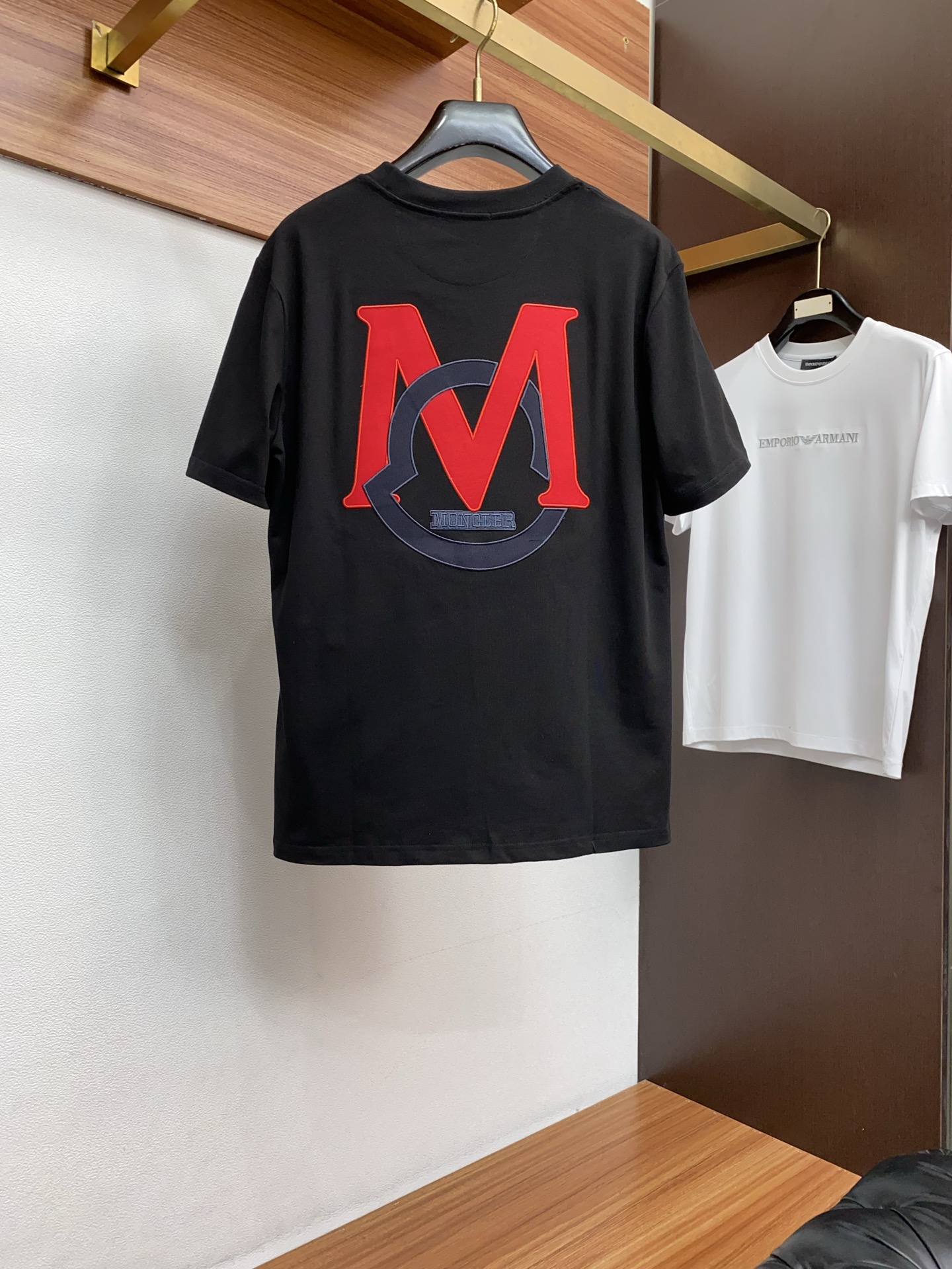 蒙口 26SS春夏新款 纯棉质圆领短袖 男士基础款纯白专柜短袖T恤衫！贸易公司渠道稀出，同步官网发售！基