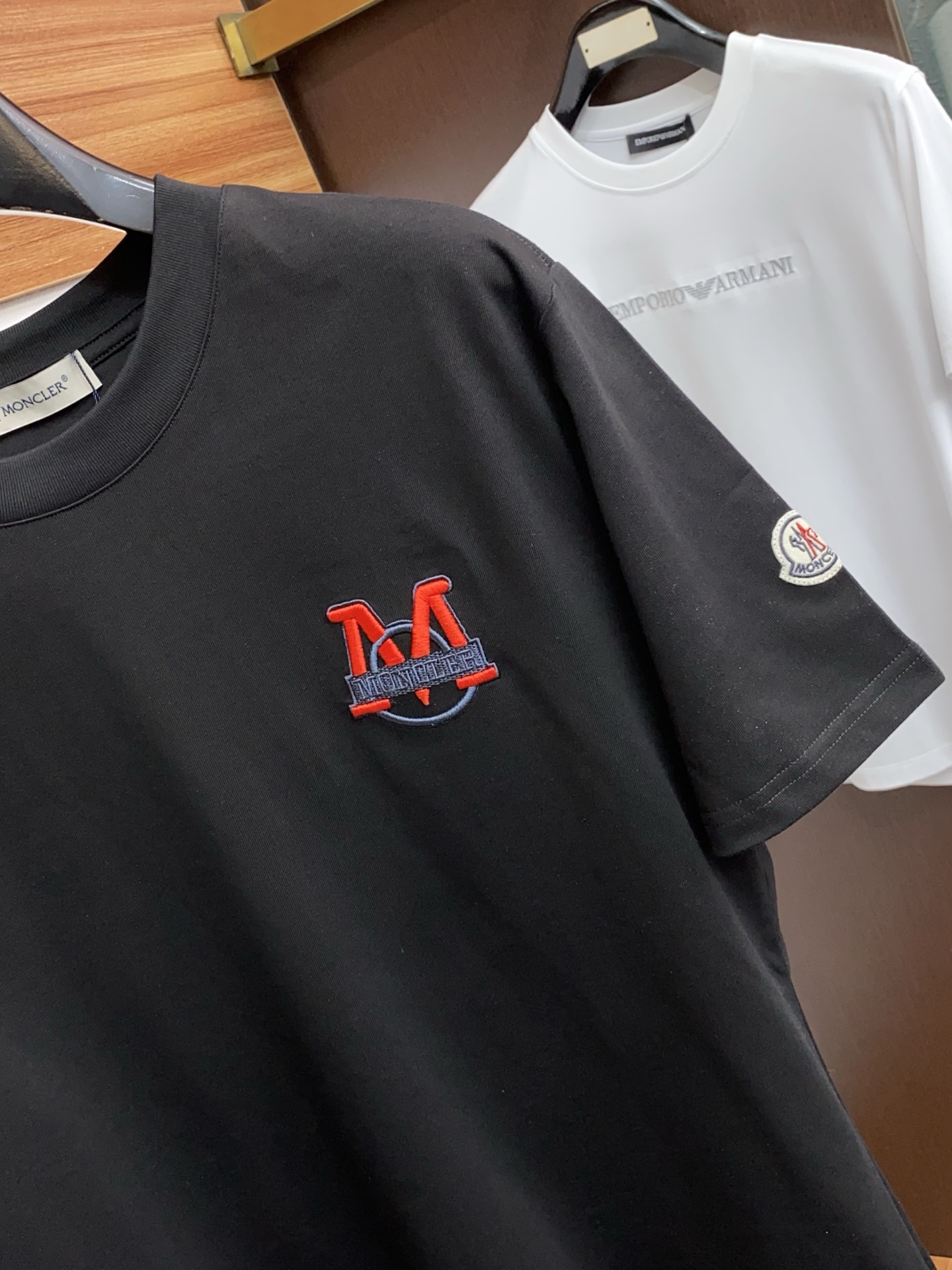 蒙口 26SS春夏新款 纯棉质圆领短袖 男士基础款纯白专柜短袖T恤衫！贸易公司渠道稀出，同步官网发售！基